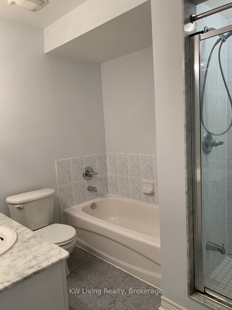 9133 Bayview Avenue Th76 Property Photo 8
