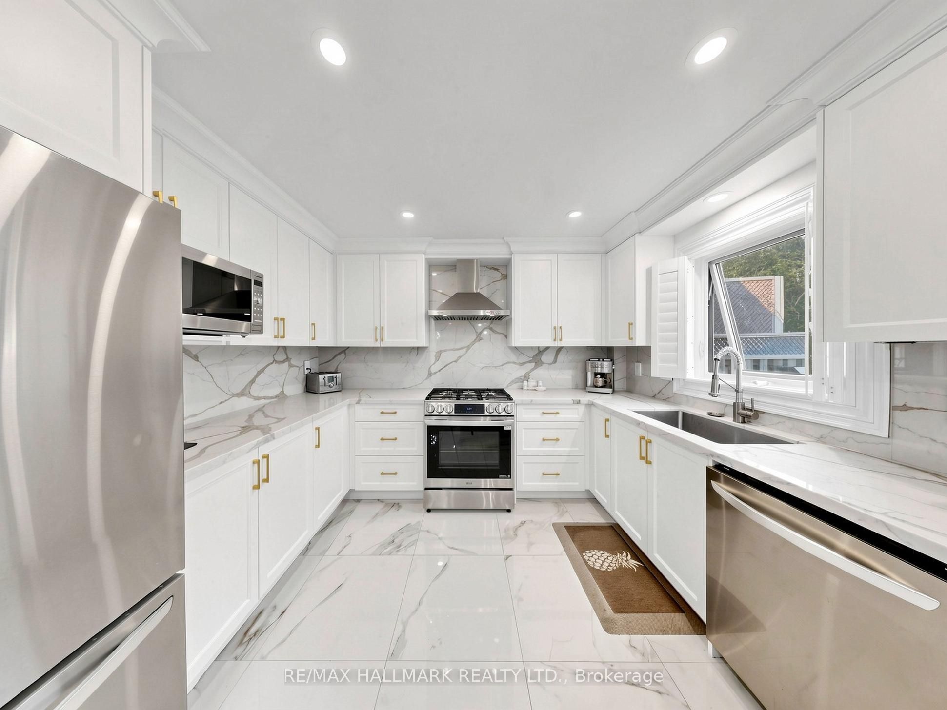 58 Marchwood Crescent Property Photo 12