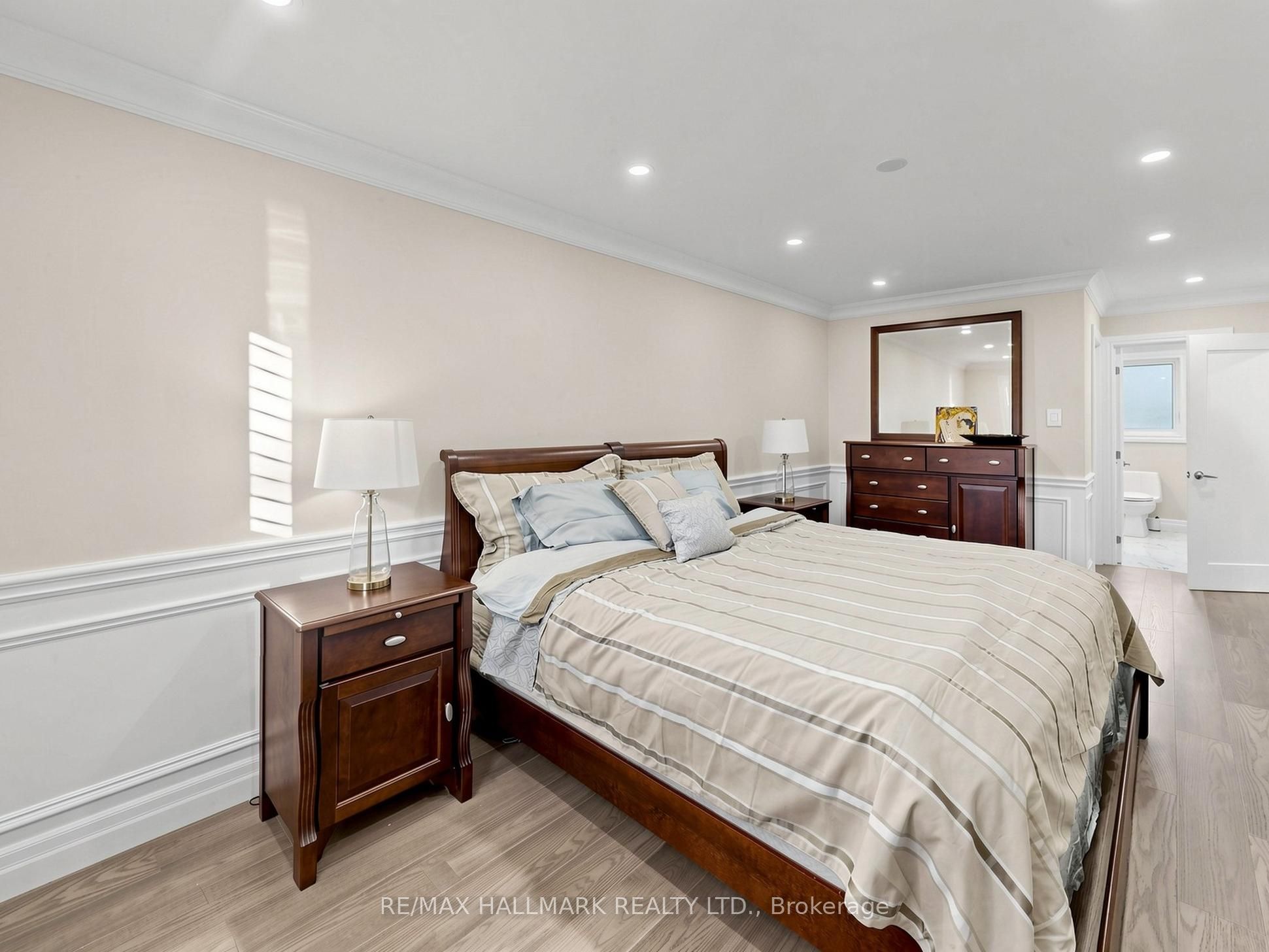 58 Marchwood Crescent Property Photo 25