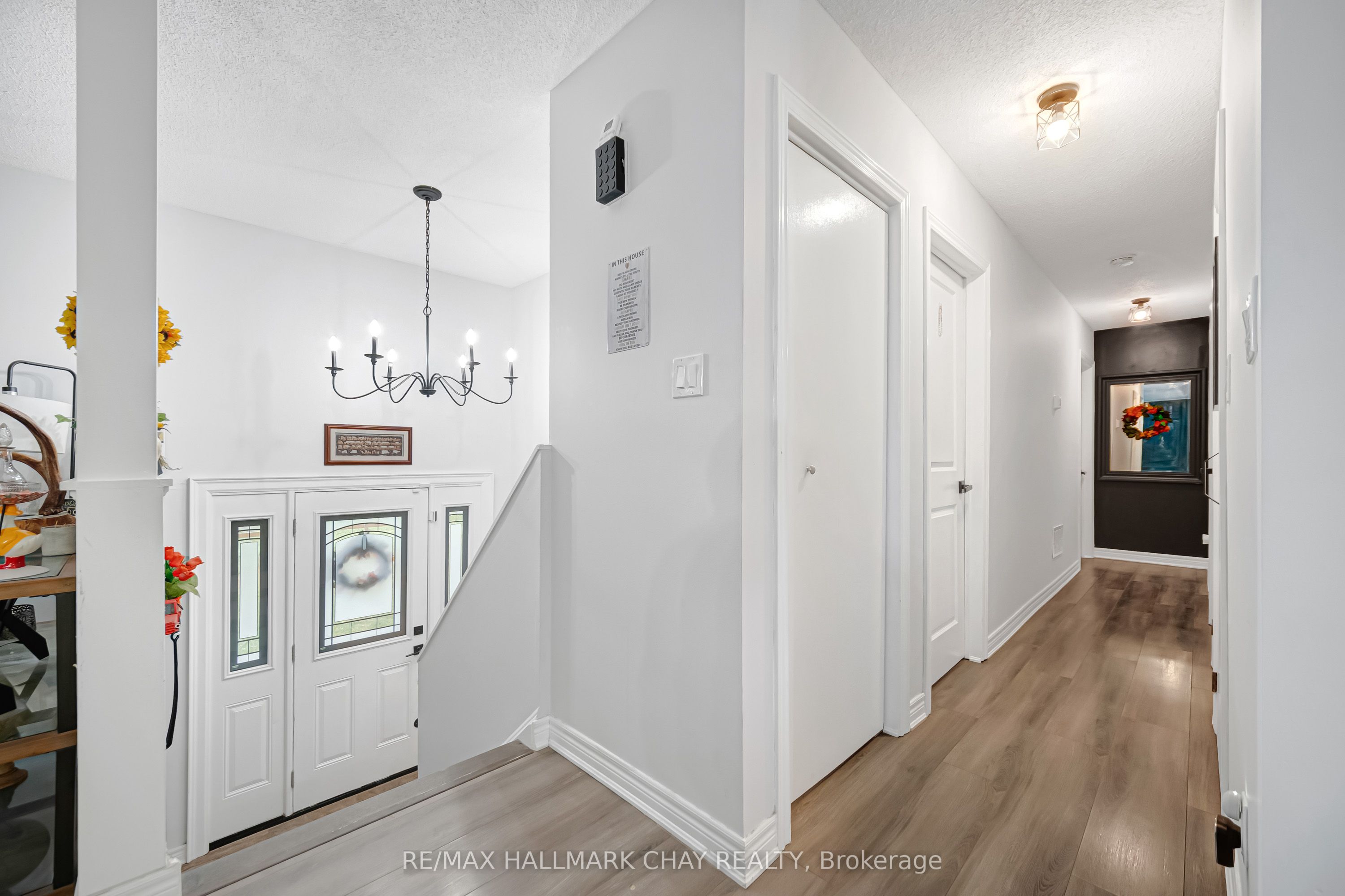 20 Howard Avenue Property Photo 5