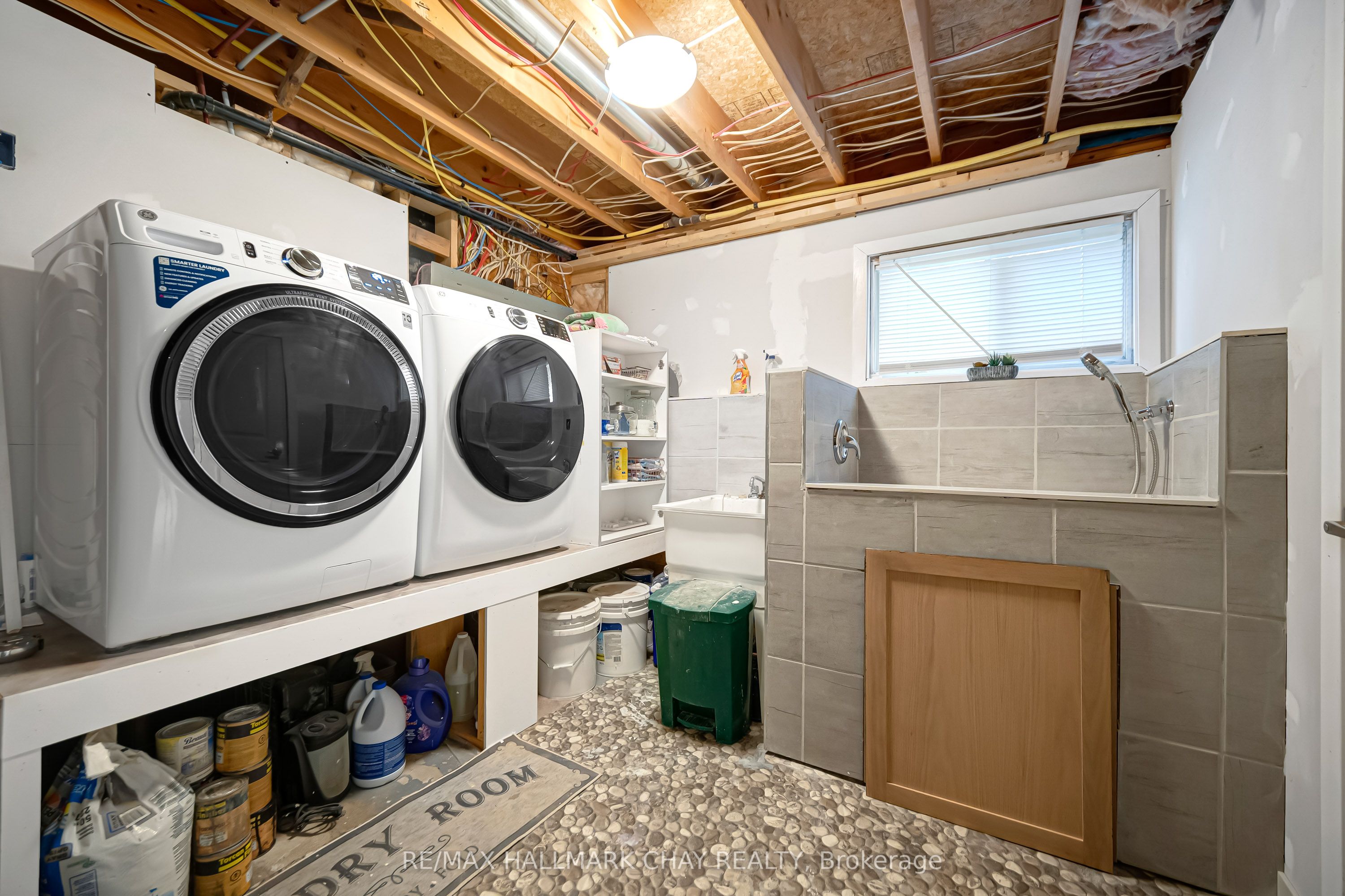 20 Howard Avenue Property Photo 32