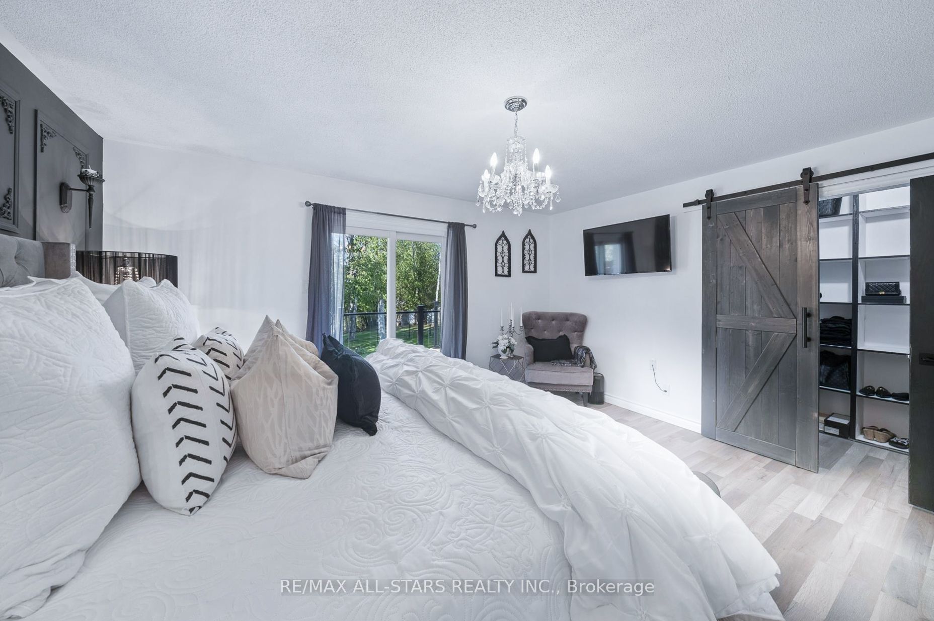127 Pinecrest Road Property Photo 15
