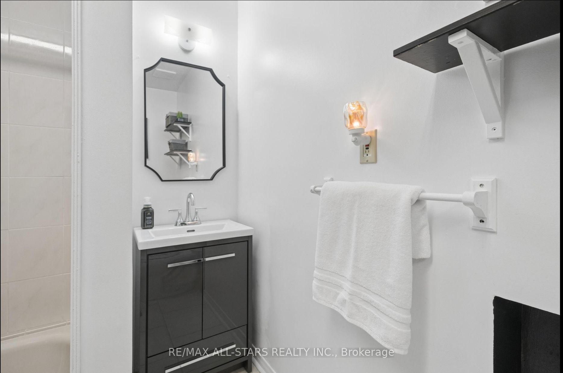 127 Pinecrest Road Property Photo 23
