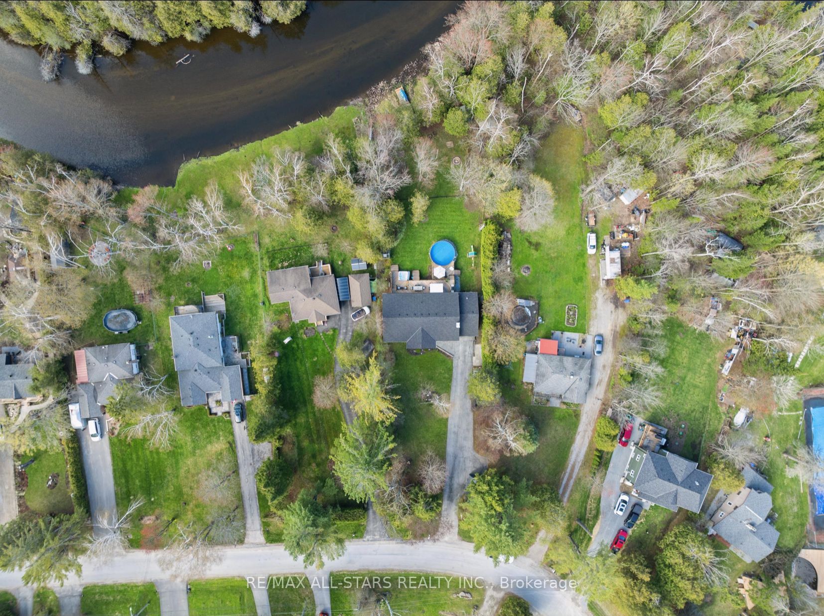 127 Pinecrest Road Property Photo 42