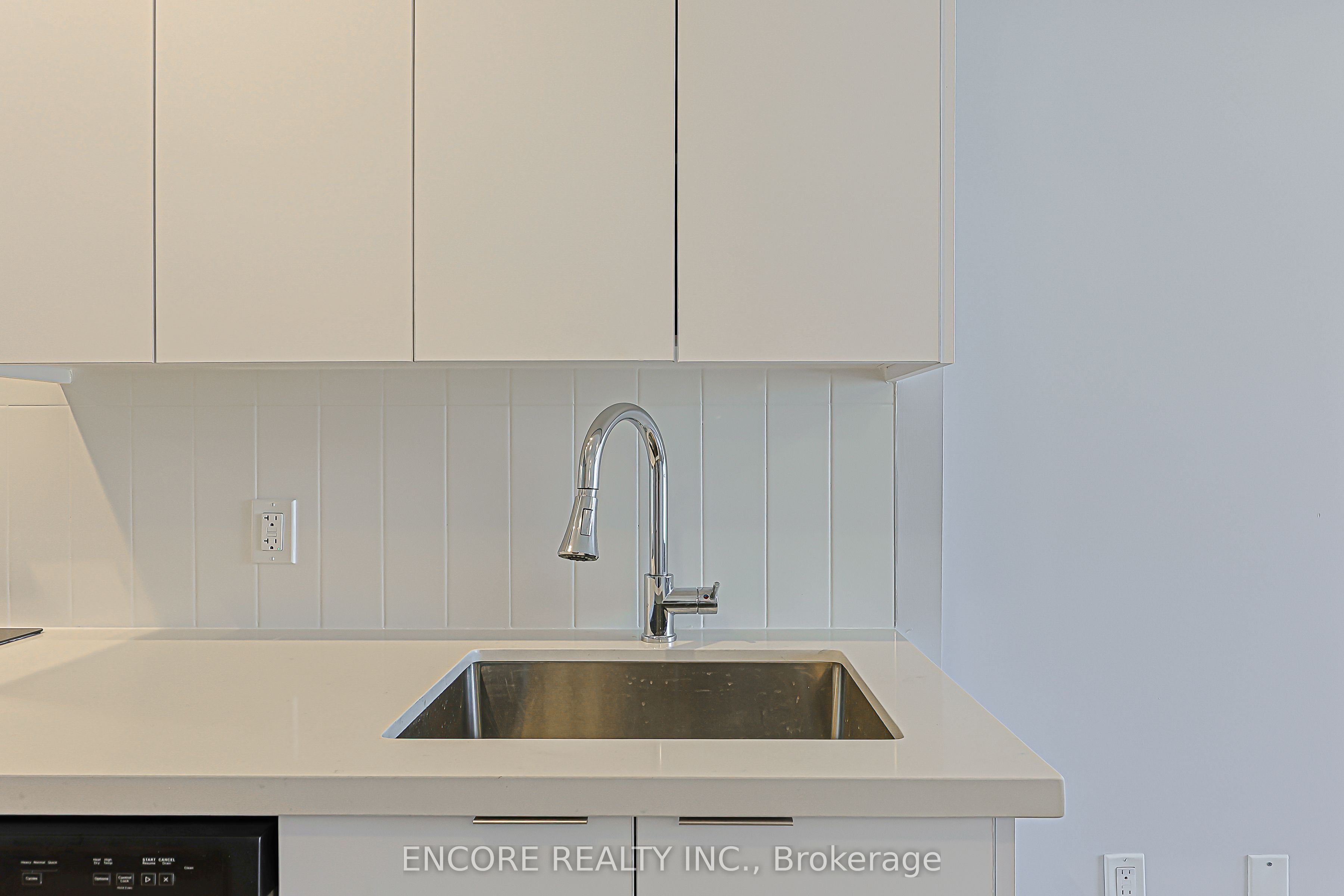 474 Caldari Road 1307 Property Photo 13