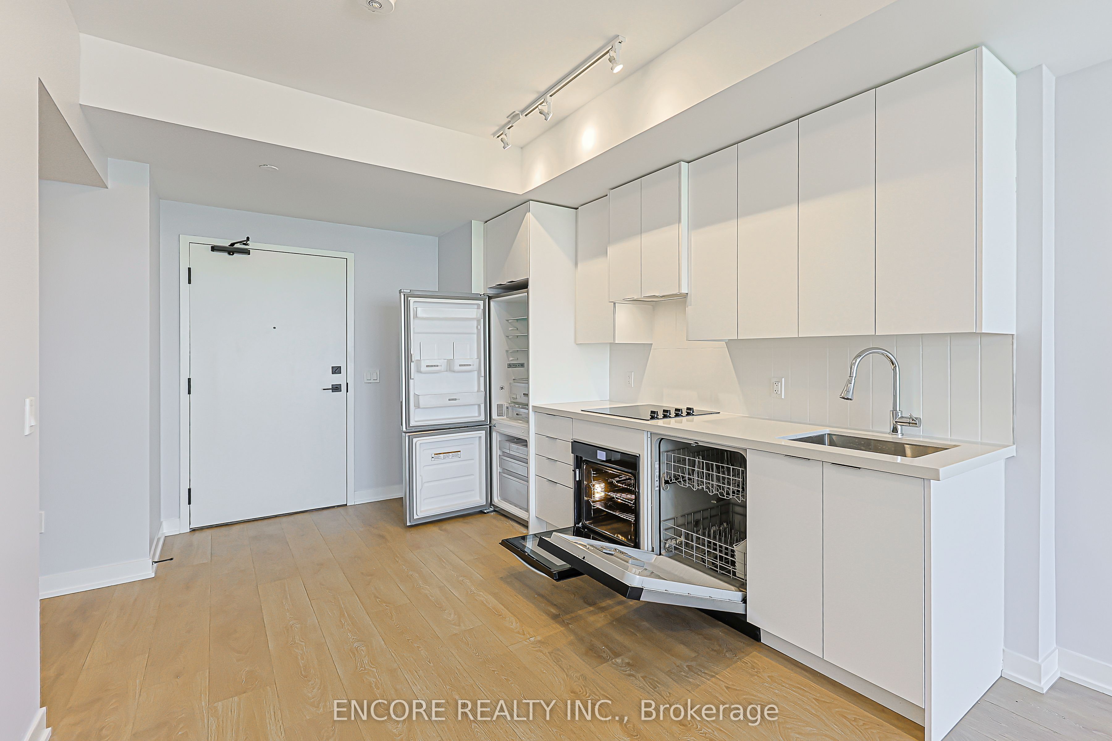 474 Caldari Road 1307 Property Photo 16