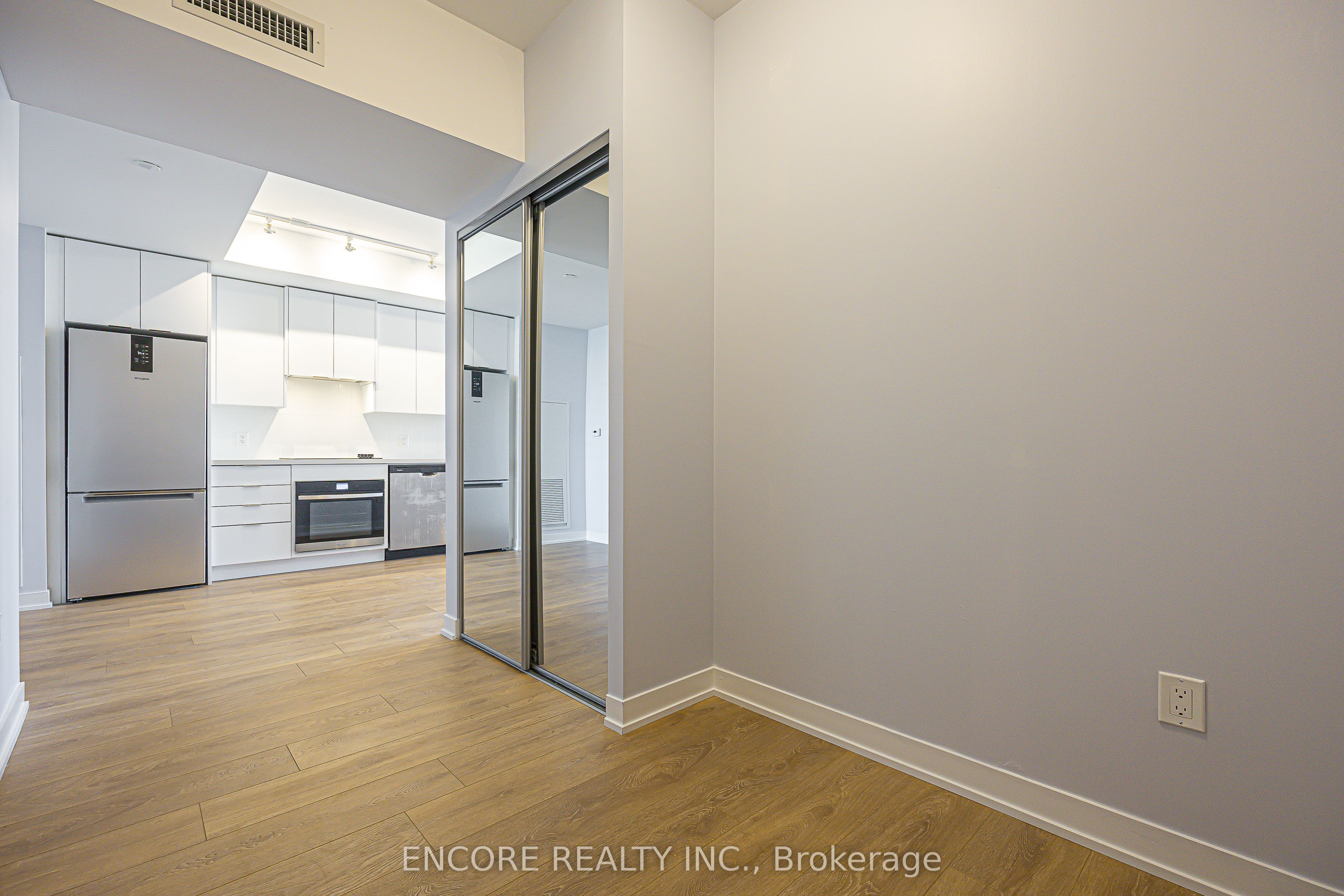 474 Caldari Road 1307 Property Photo 26