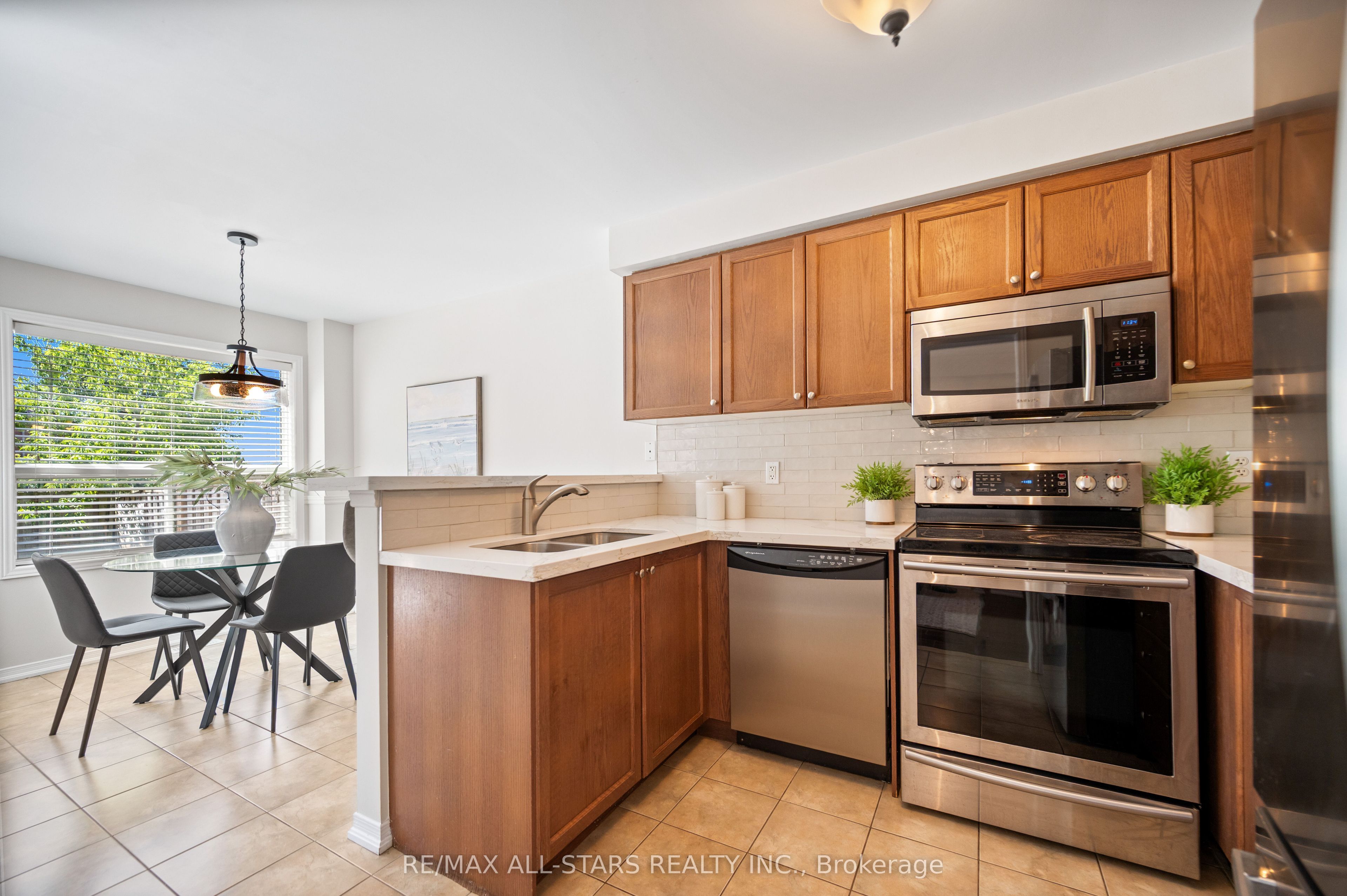 195 Richard Underhill Avenue Property Photo 13