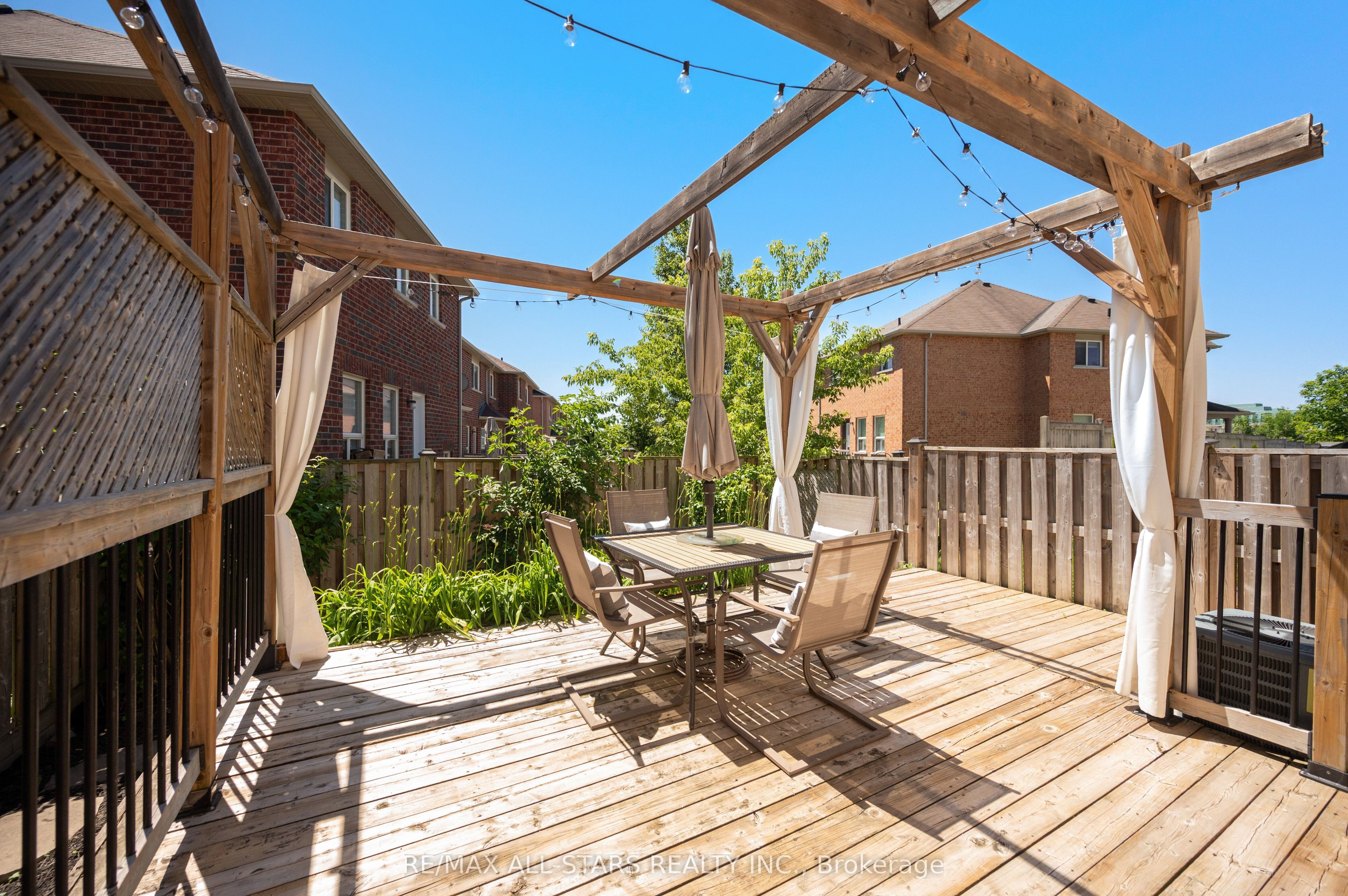 195 Richard Underhill Avenue Property Photo 34