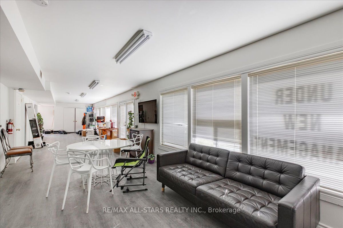 1354 Metro Road Property Photo 14