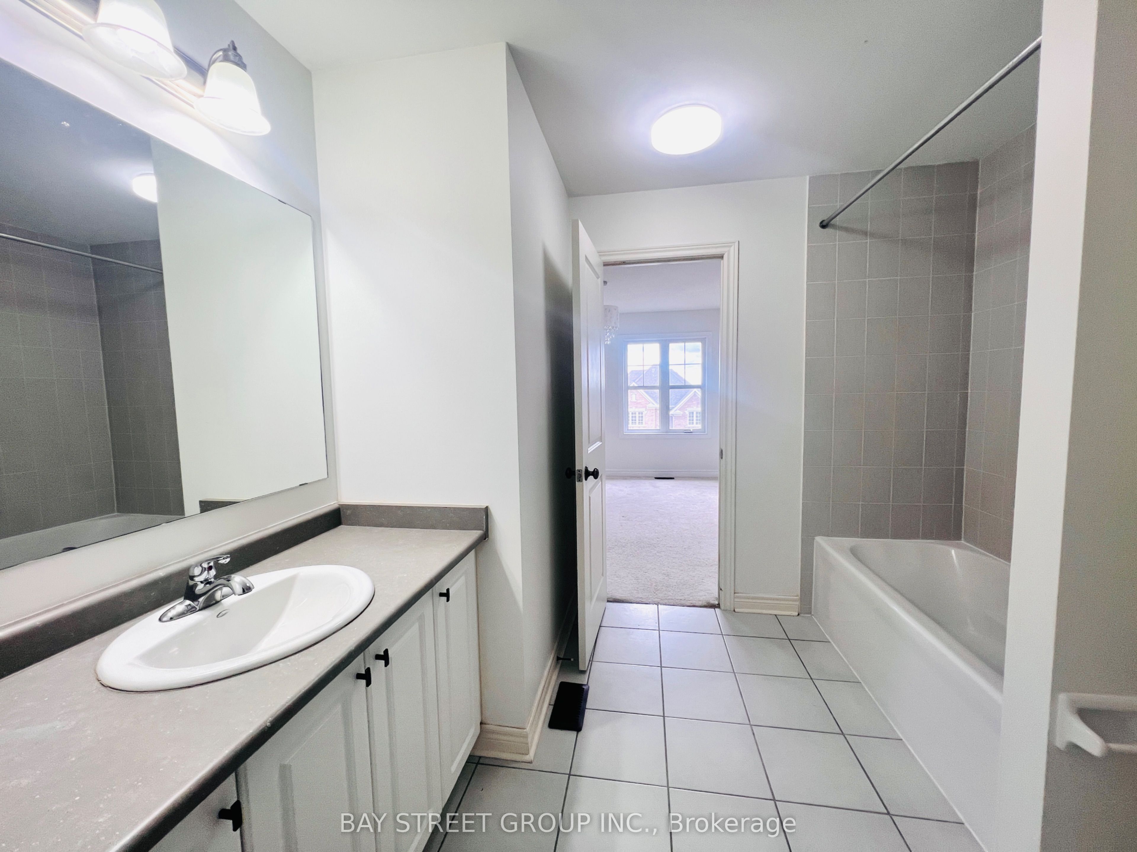 81 Sutcliffe Way Property Photo 28
