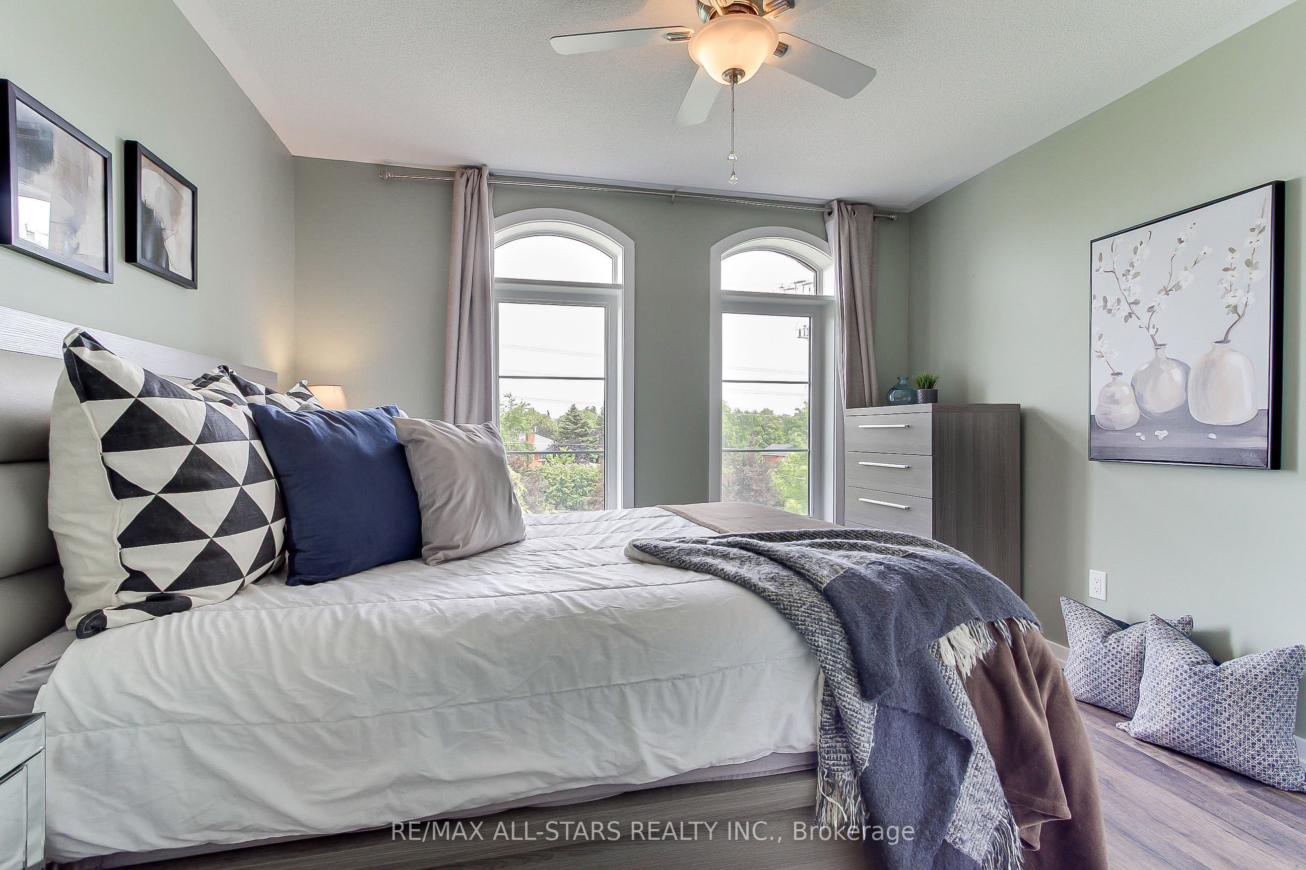 12568 Ninth Line Property Photo 11