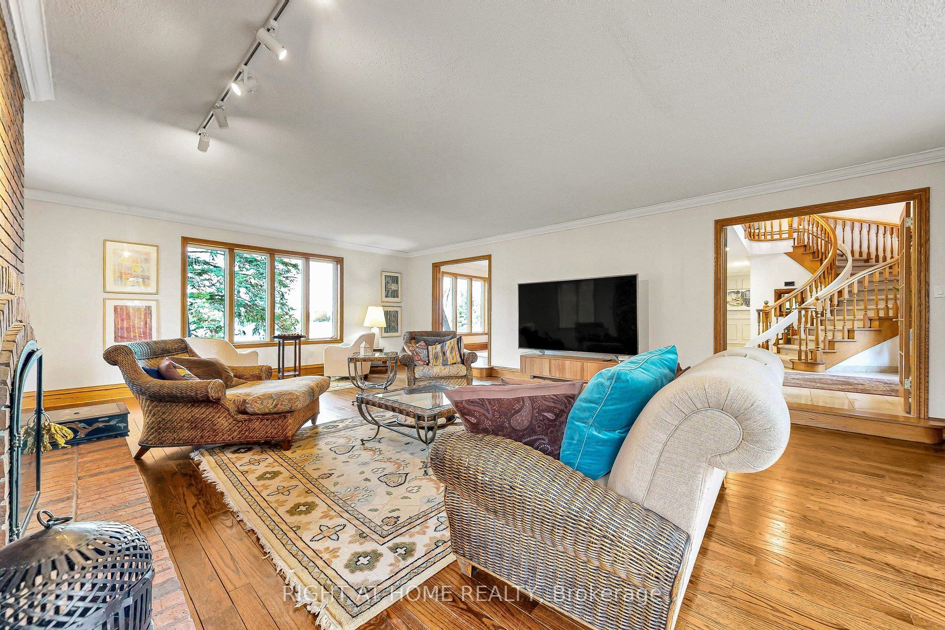 566 Sunset Beach Road Property Photo 8