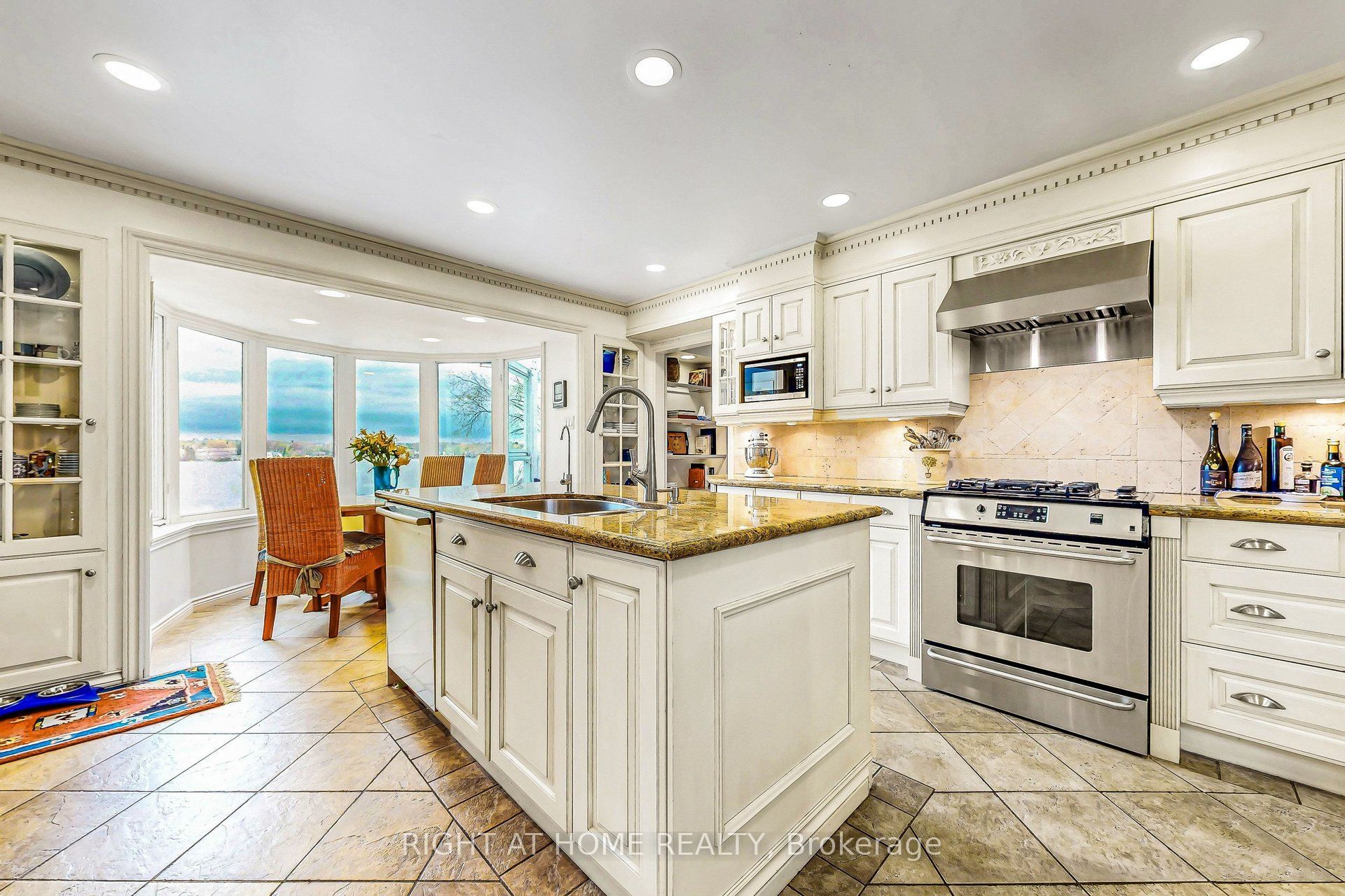 566 Sunset Beach Road Property Photo 11