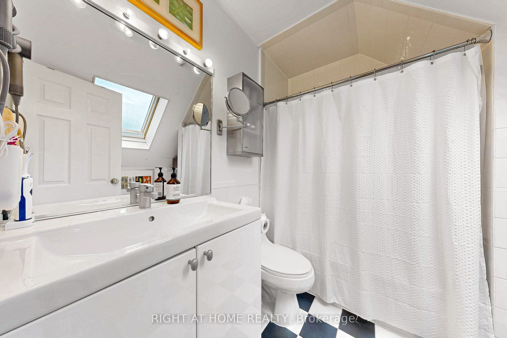 566 Sunset Beach Road Property Photo 27