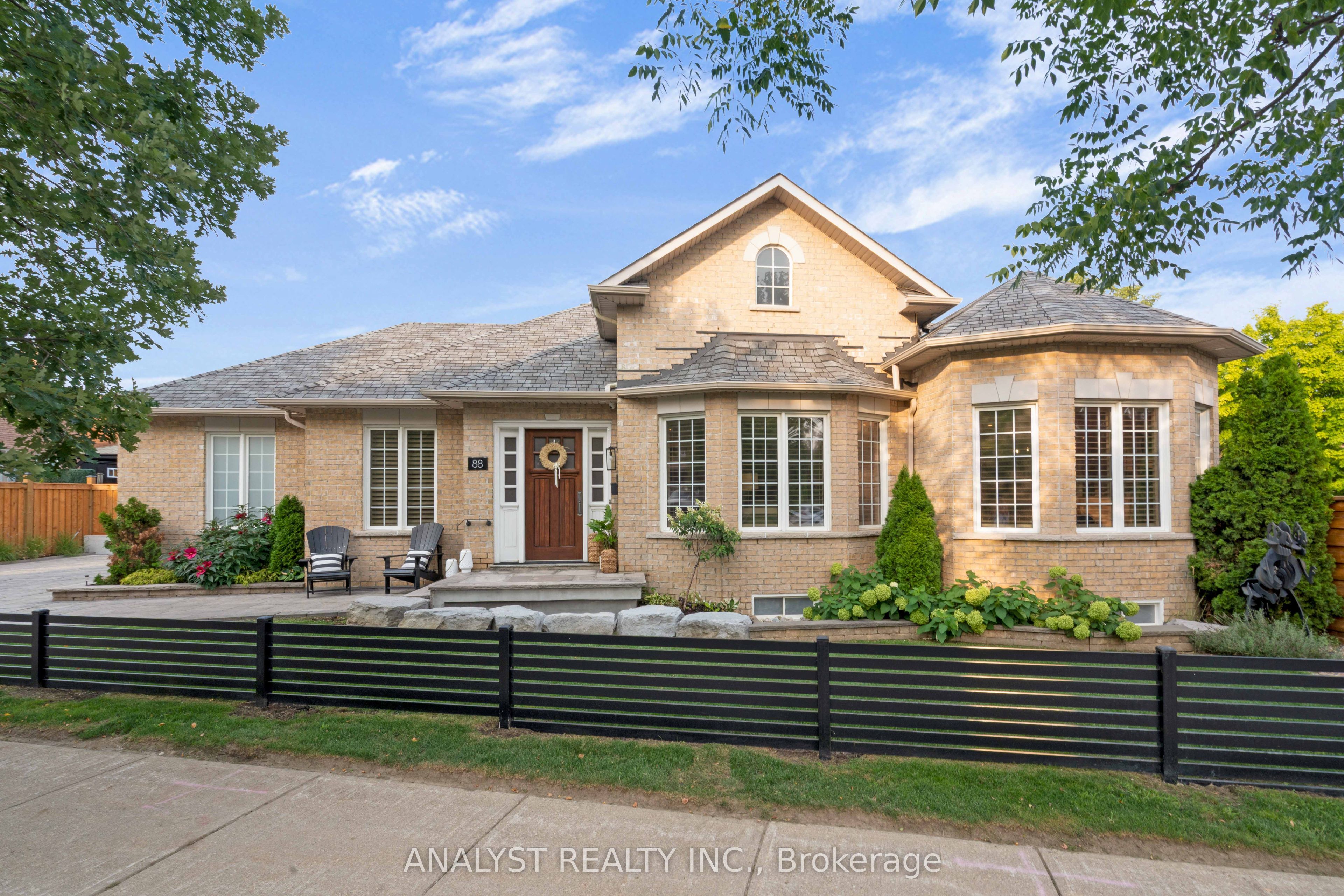 88 Brougham Drive