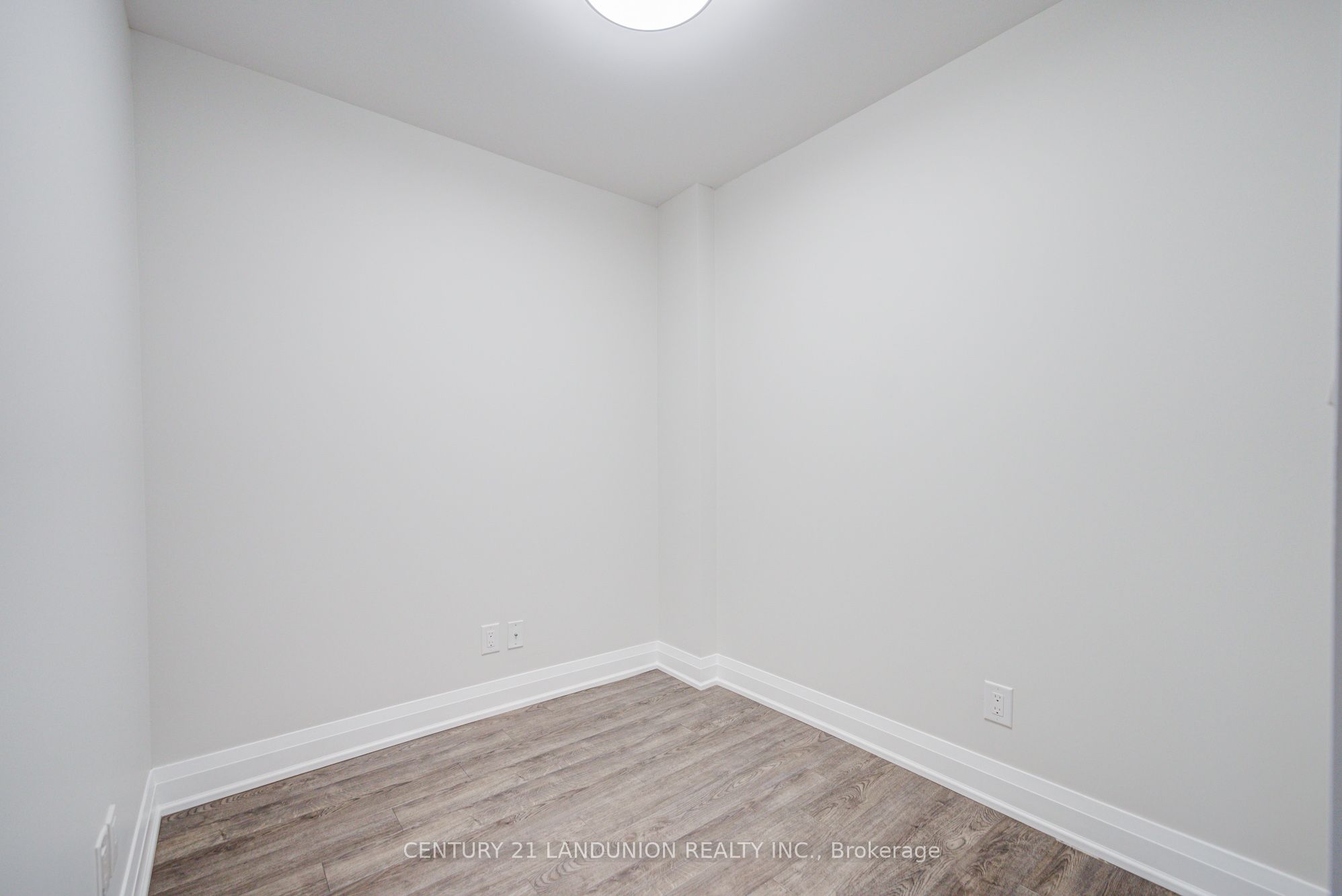 18 Uptown Drive 808 Property Photo 19