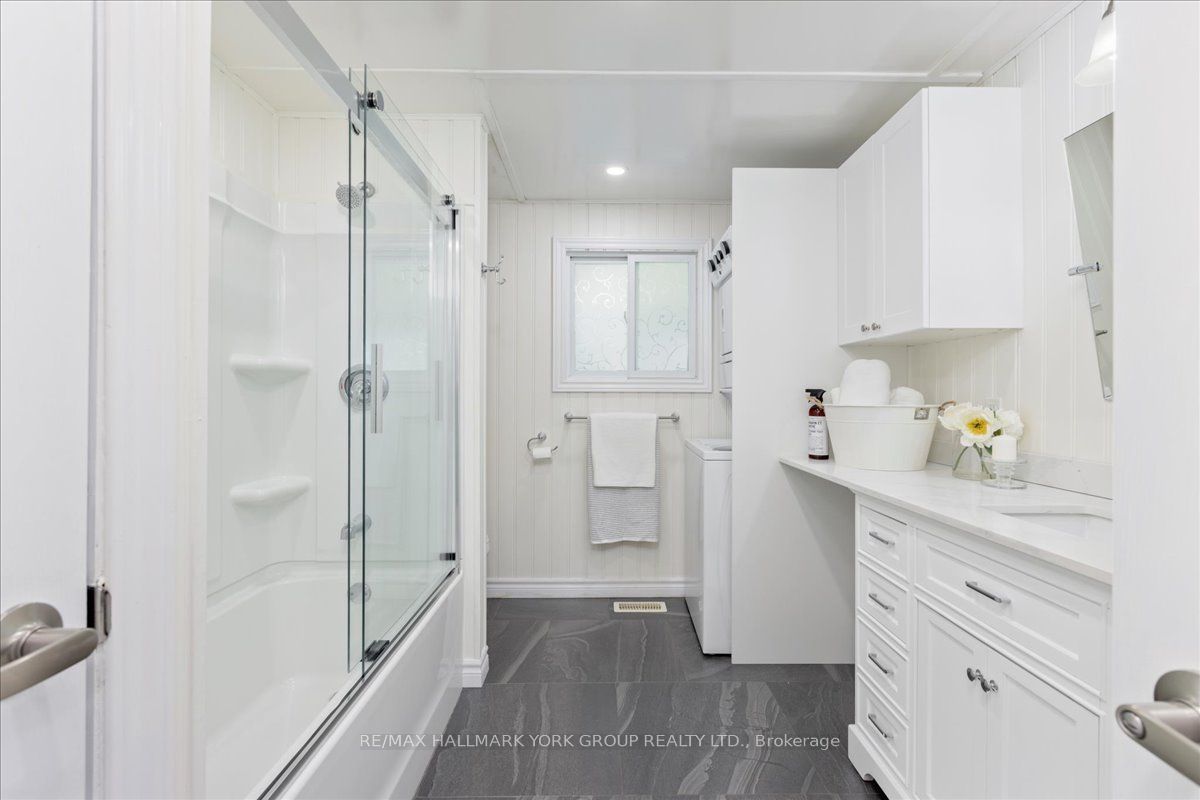 120 Roxanna Drive Property Photo 13