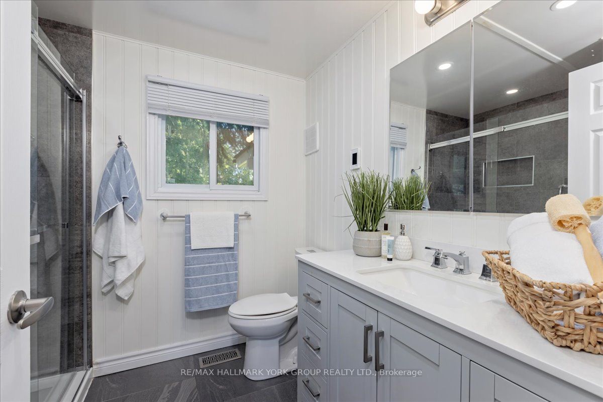 120 Roxanna Drive Property Photo 17