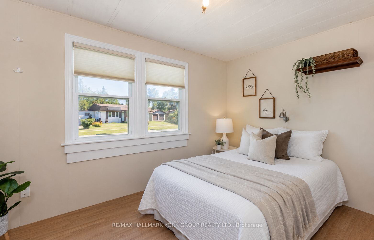 120 Roxanna Drive Property Photo 18