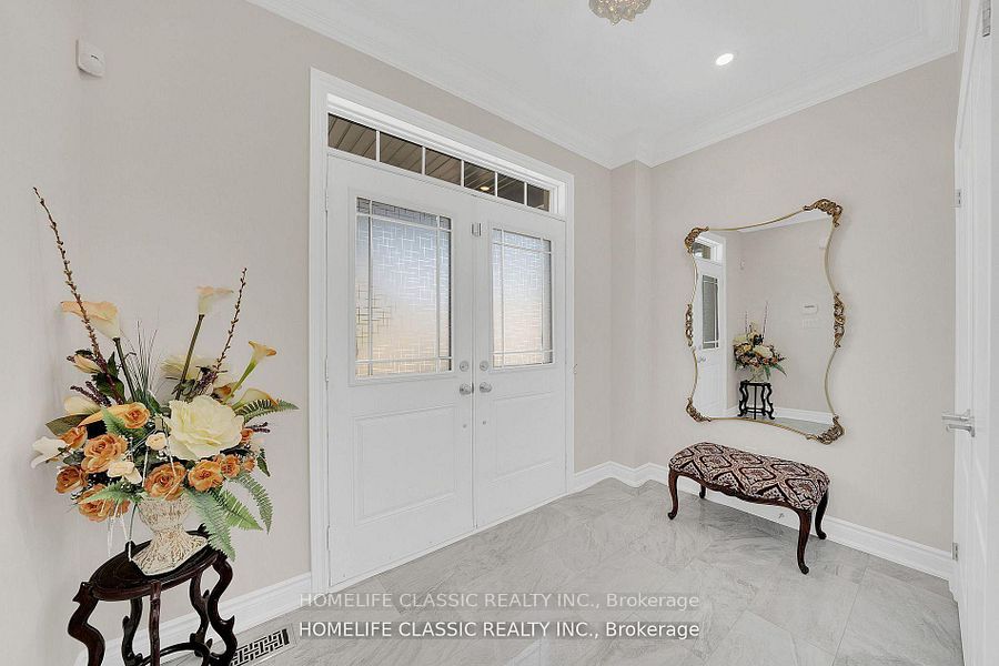 105 Mckenzie Way Property Photo 3