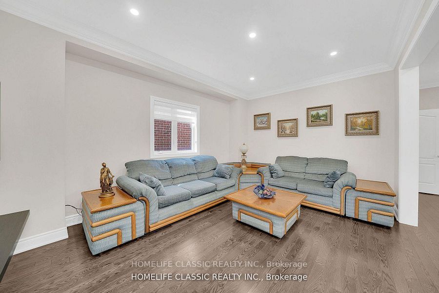 105 Mckenzie Way Property Photo 8