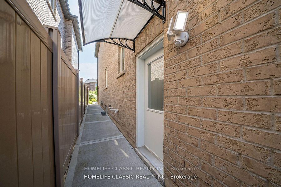 105 Mckenzie Way Property Photo 37