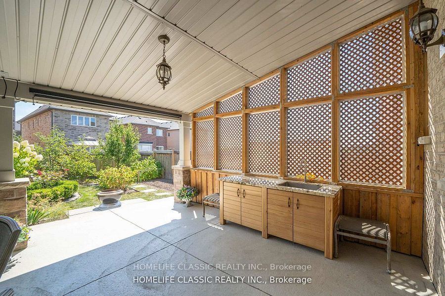 105 Mckenzie Way Property Photo 38