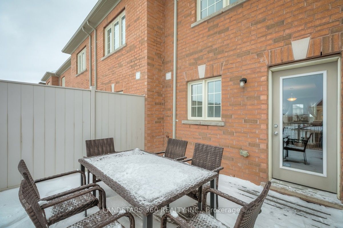 9922 Mccowan Road Property Photo 13