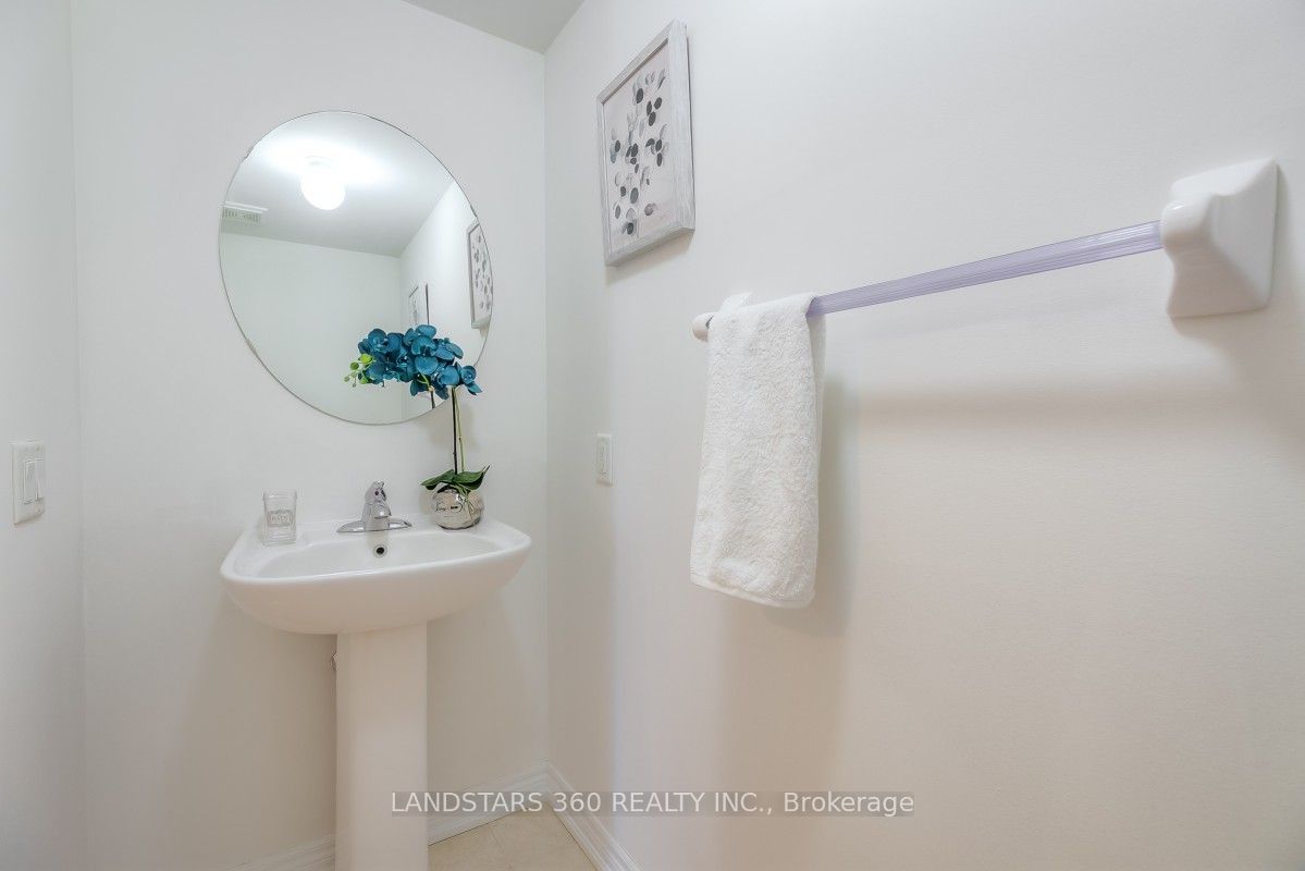9922 Mccowan Road Property Photo 26