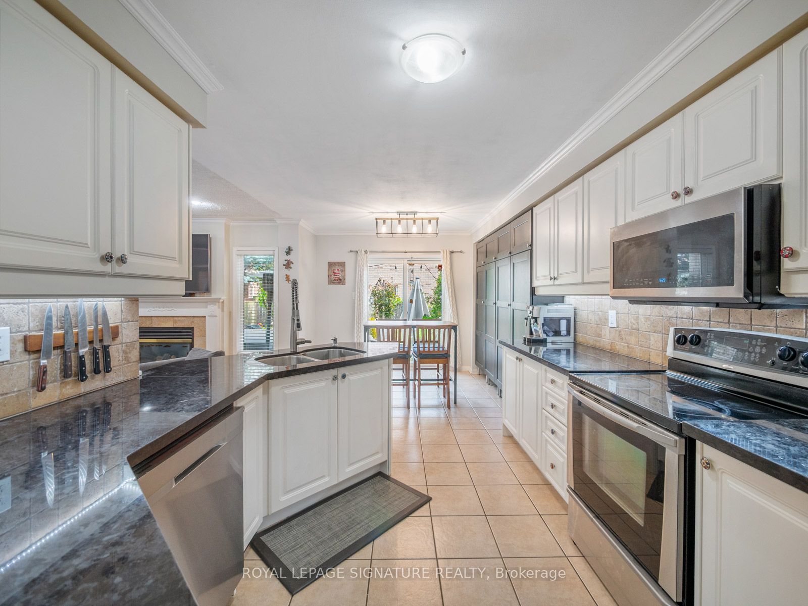 26 Tomscot Avenue Property Photo 14