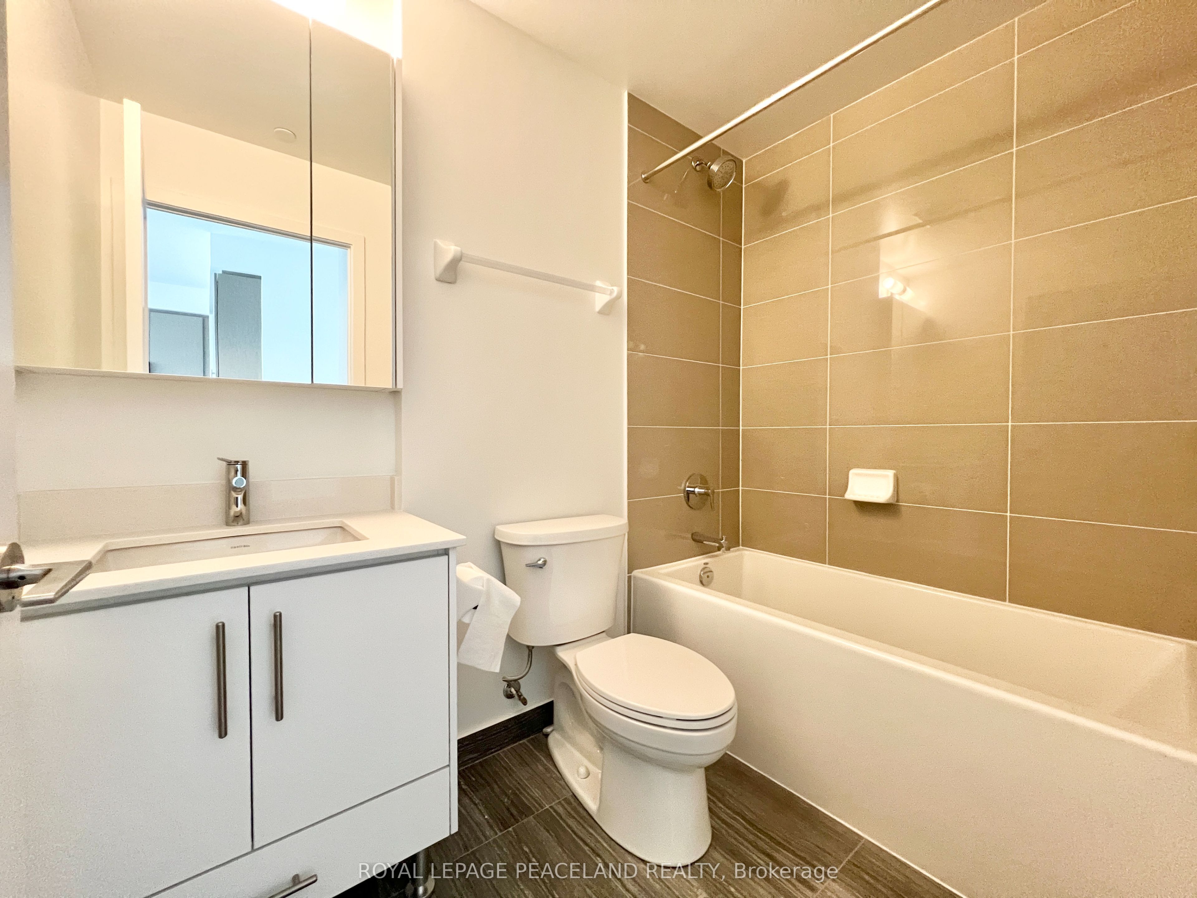 105 Oneida Crescent 2806 Property Photo 12