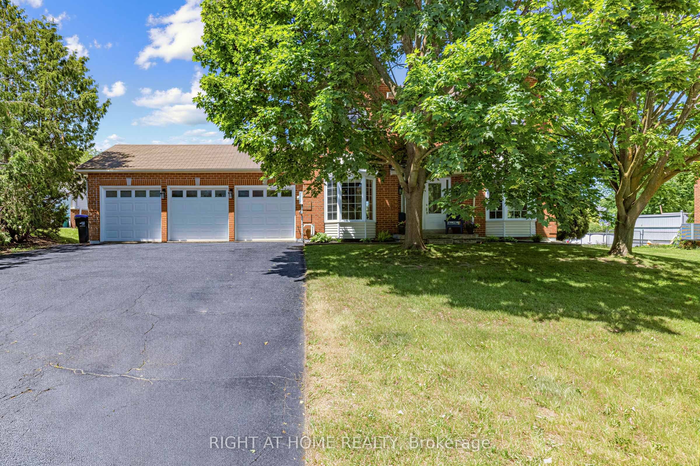 2114 Hughes Drive Property Photo 3