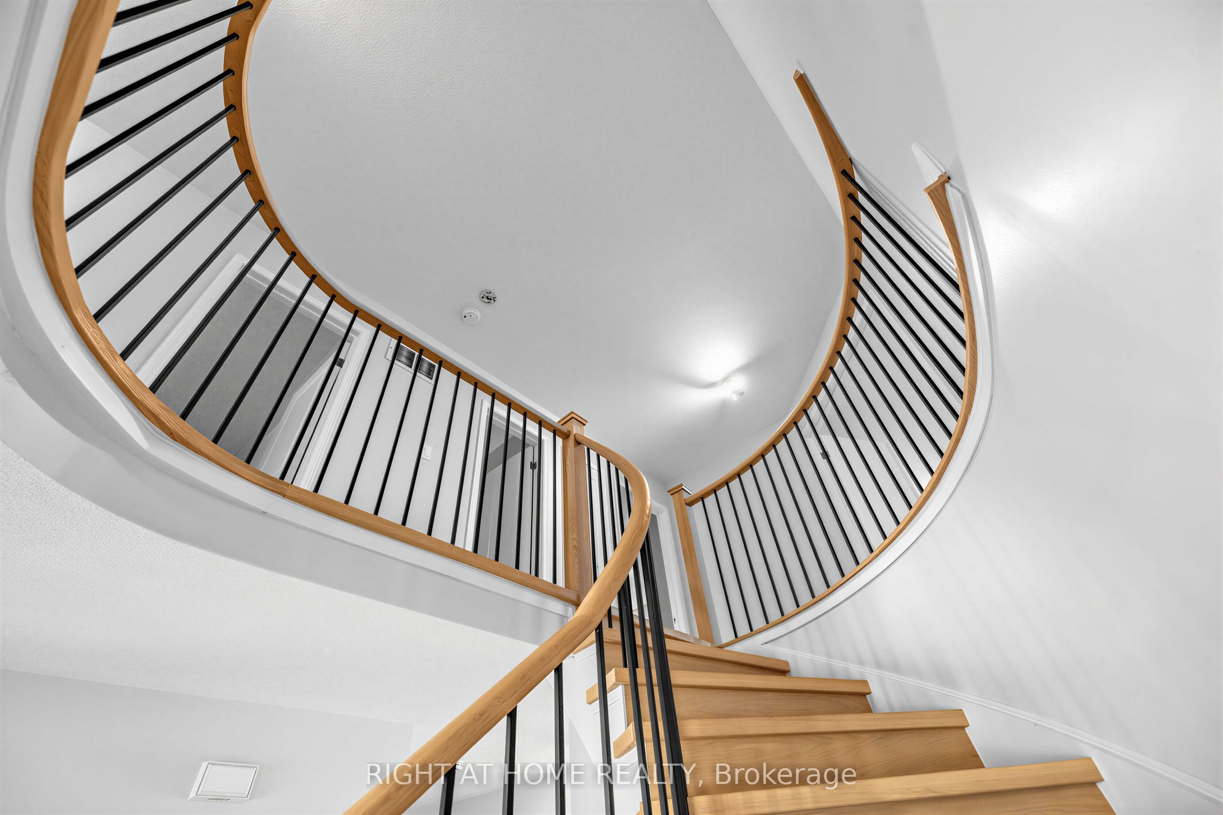 2114 Hughes Drive Property Photo 24