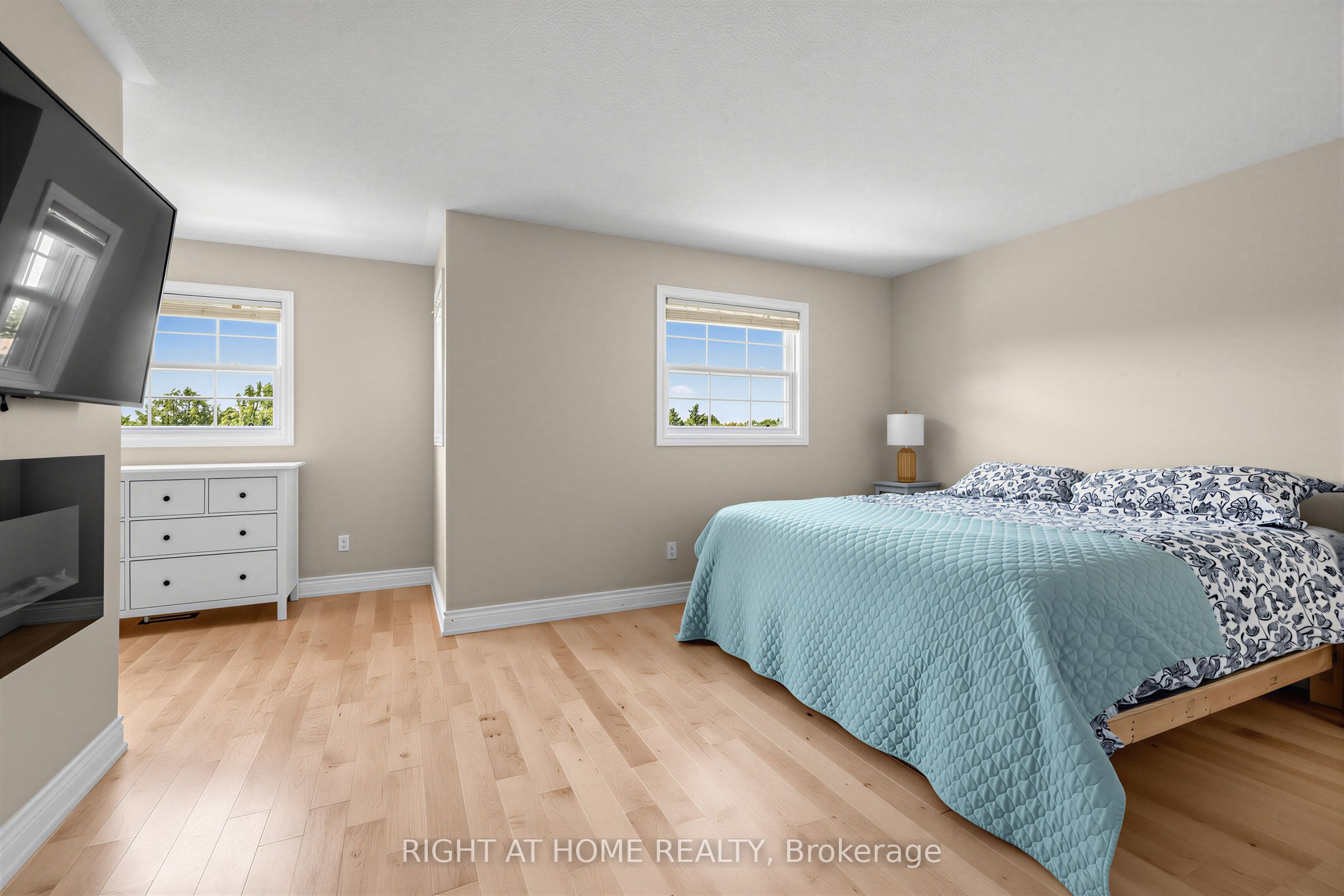2114 Hughes Drive Property Photo 26