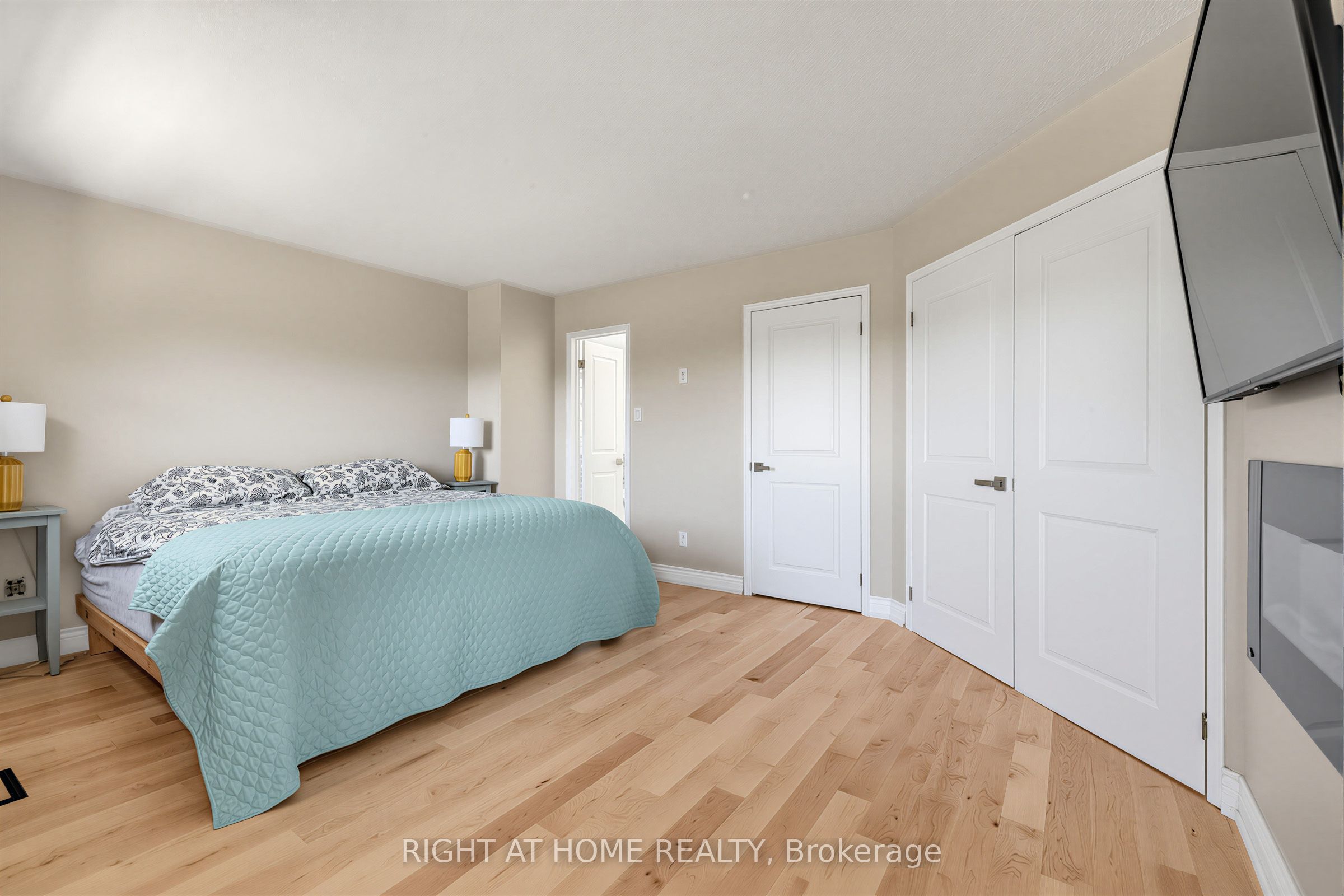 2114 Hughes Drive Property Photo 27
