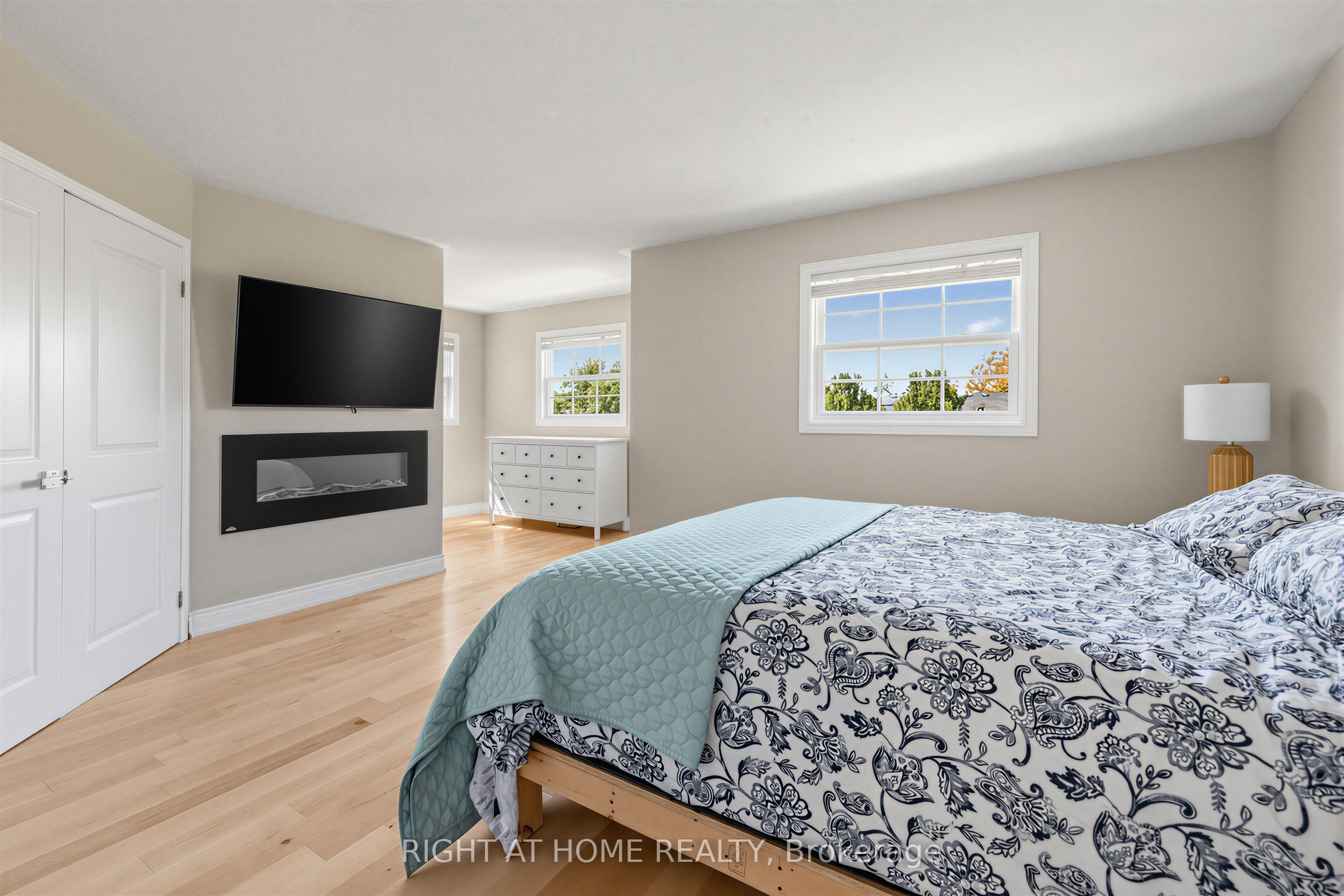 2114 Hughes Drive Property Photo 28