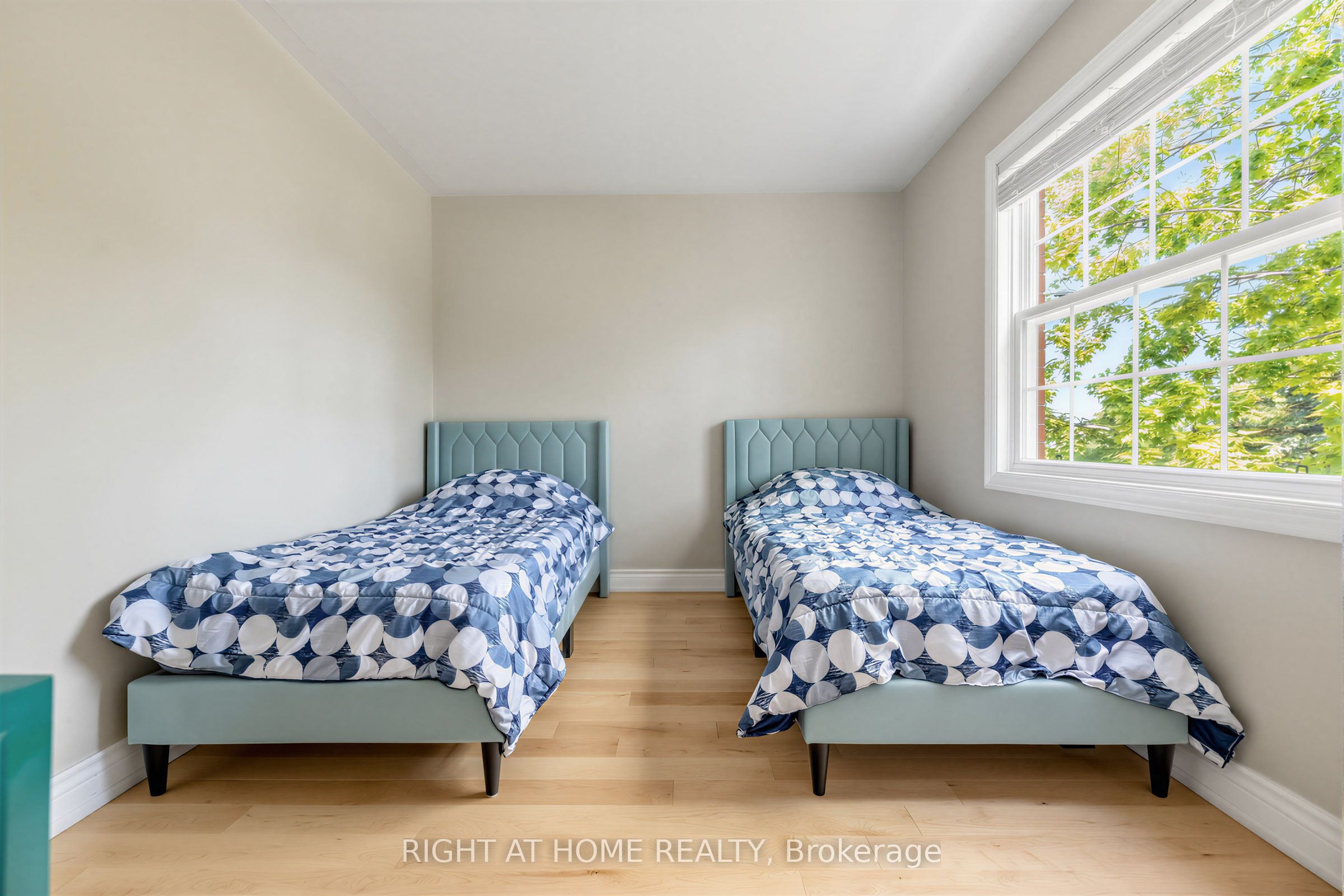 2114 Hughes Drive Property Photo 32