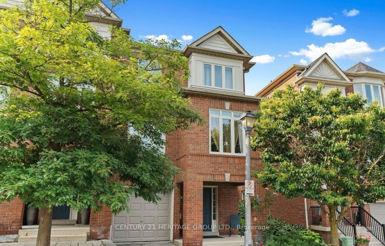 255 Shaftsbury Avenue 63 Property Photo 2