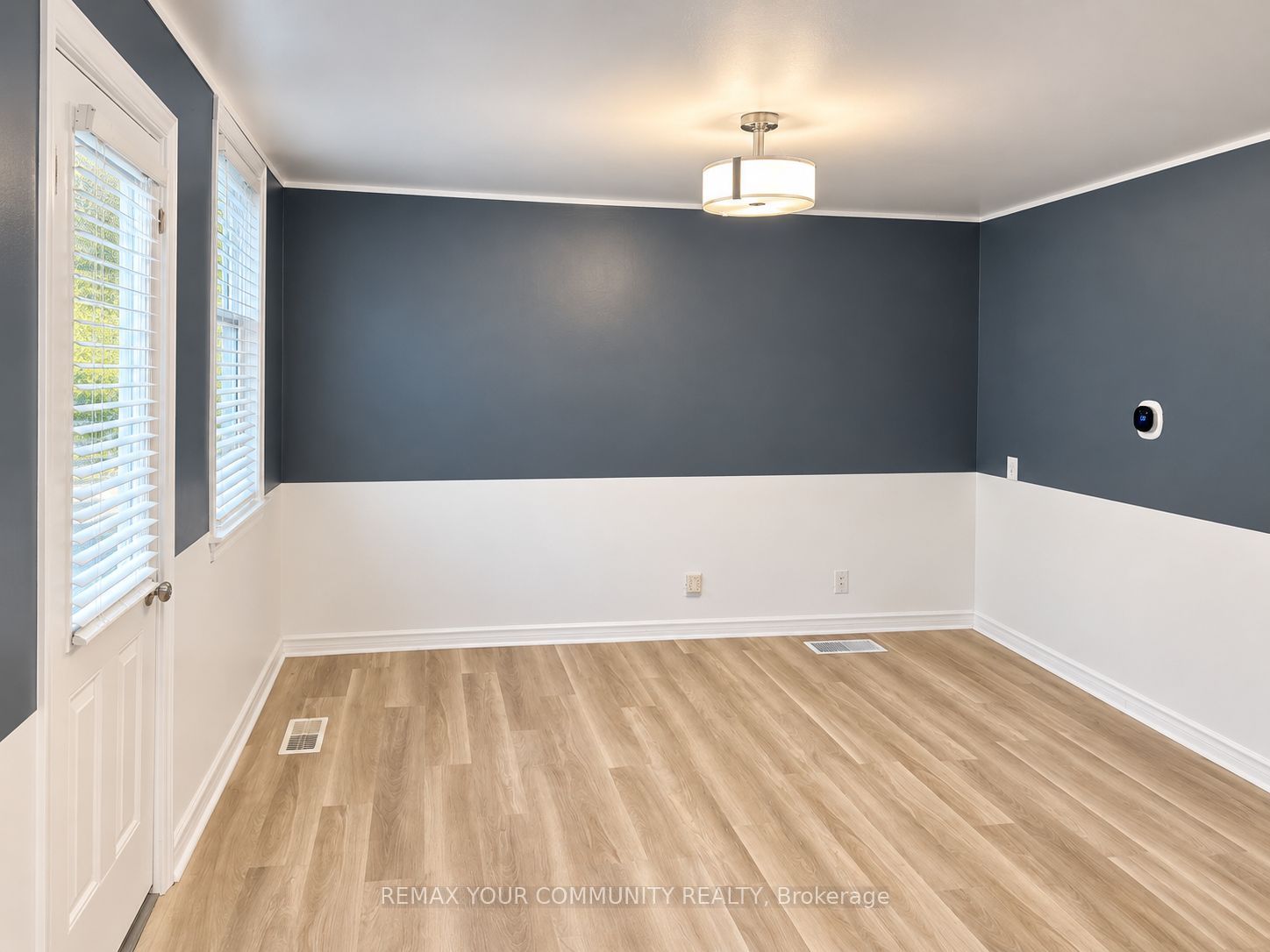 567 Granby Place Property Photo 6