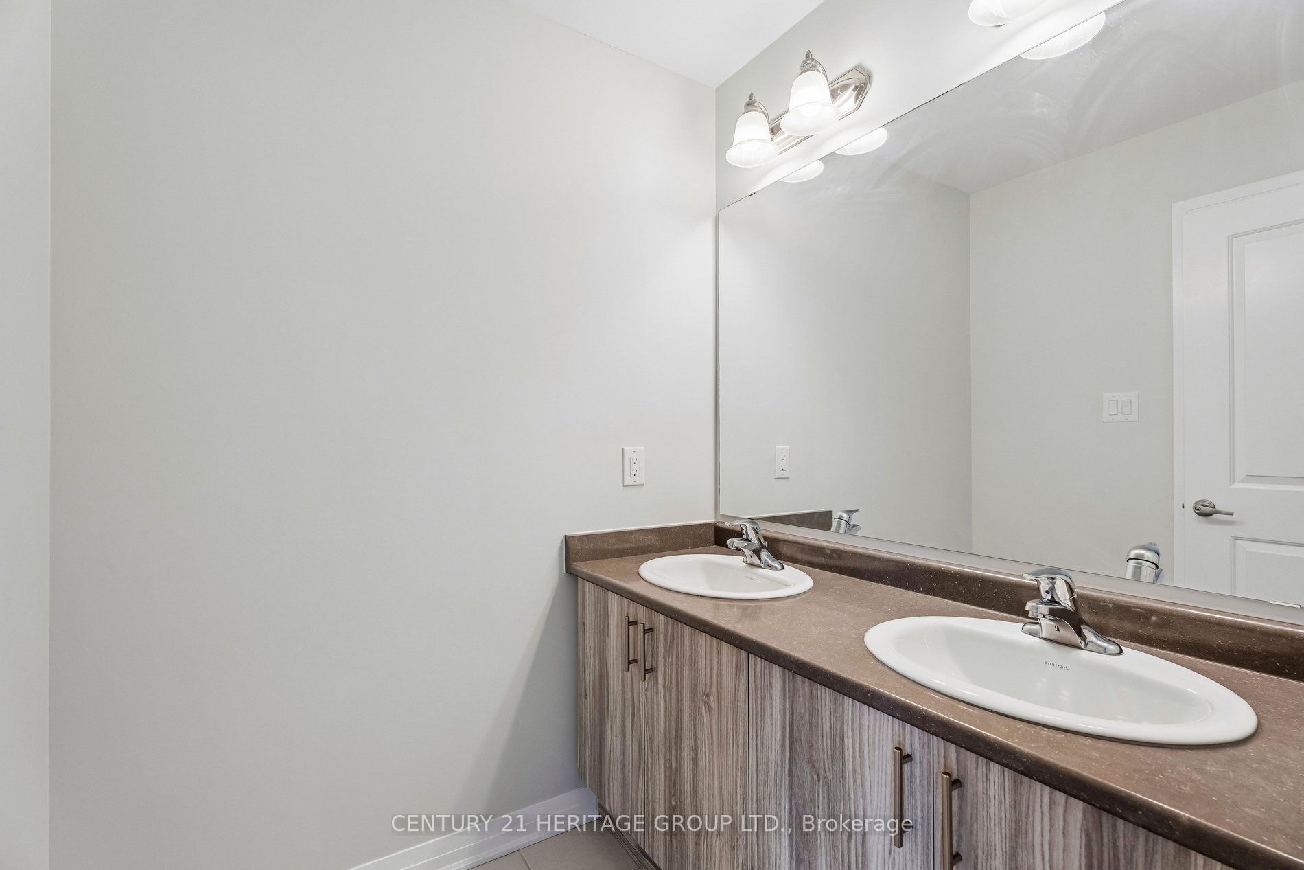 1466 Broderick Street Property Photo 33