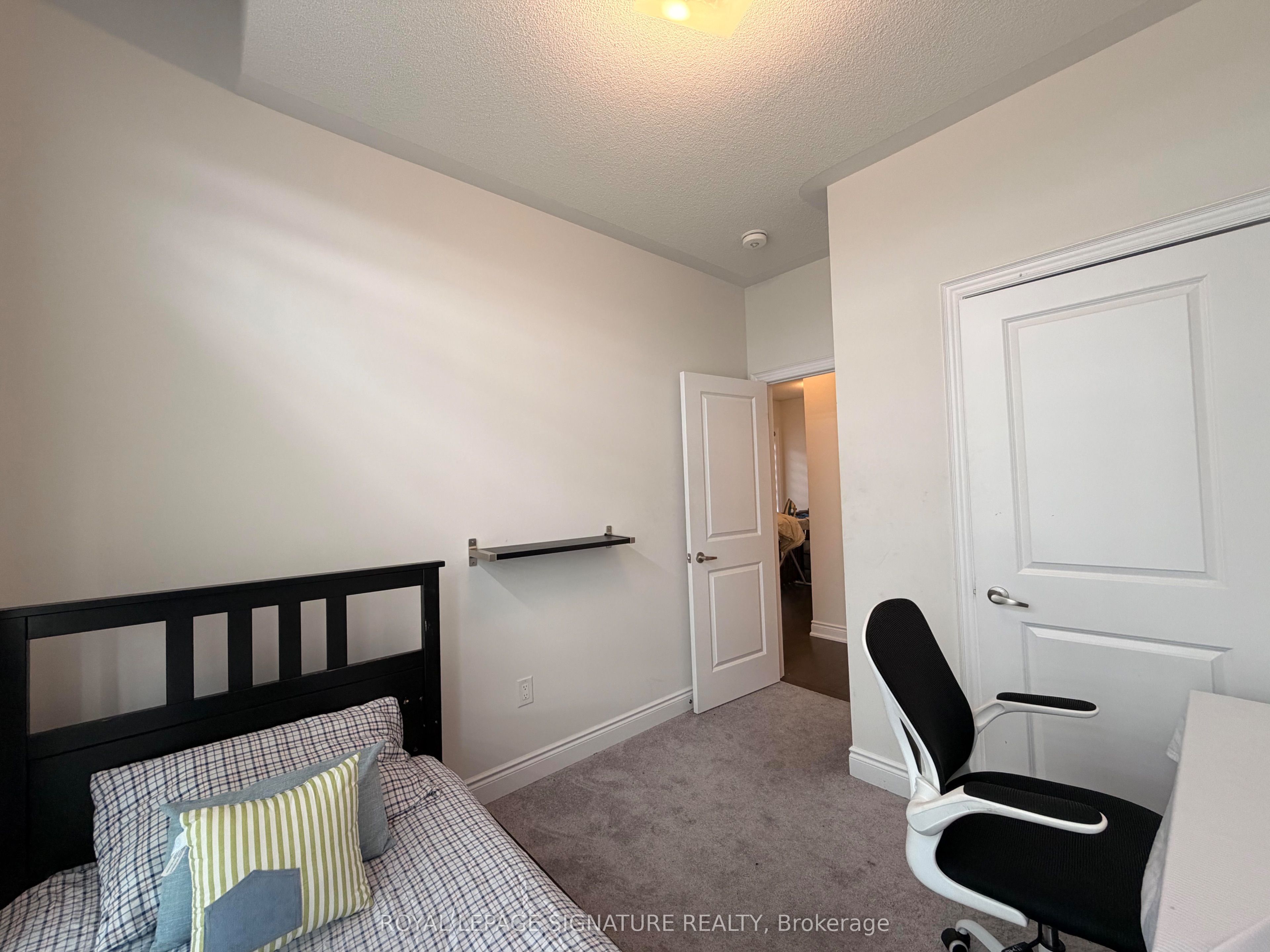 52 Tennant Circle Property Photo 2