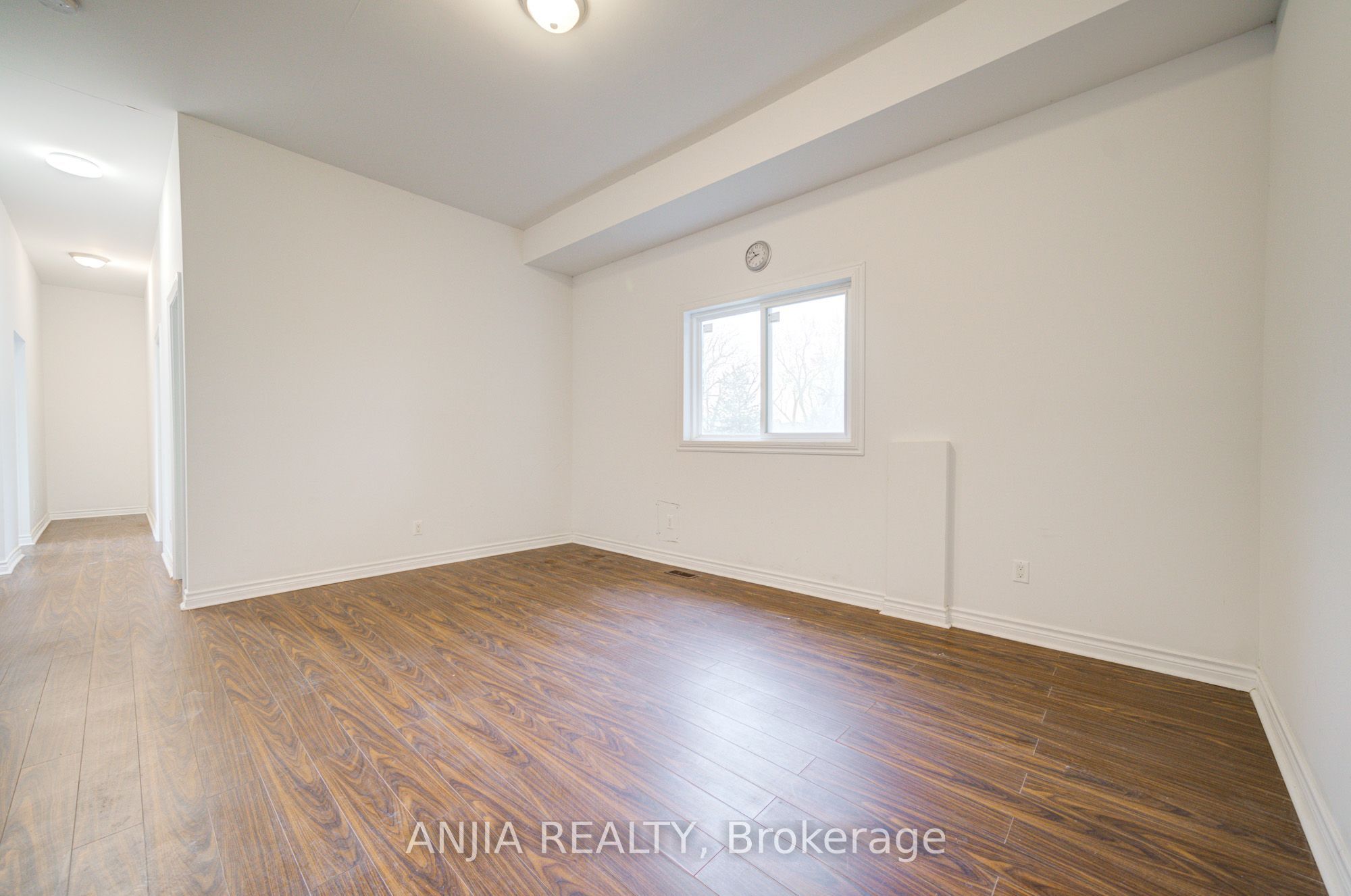 27 Jonquil Crescent Property Photo 4