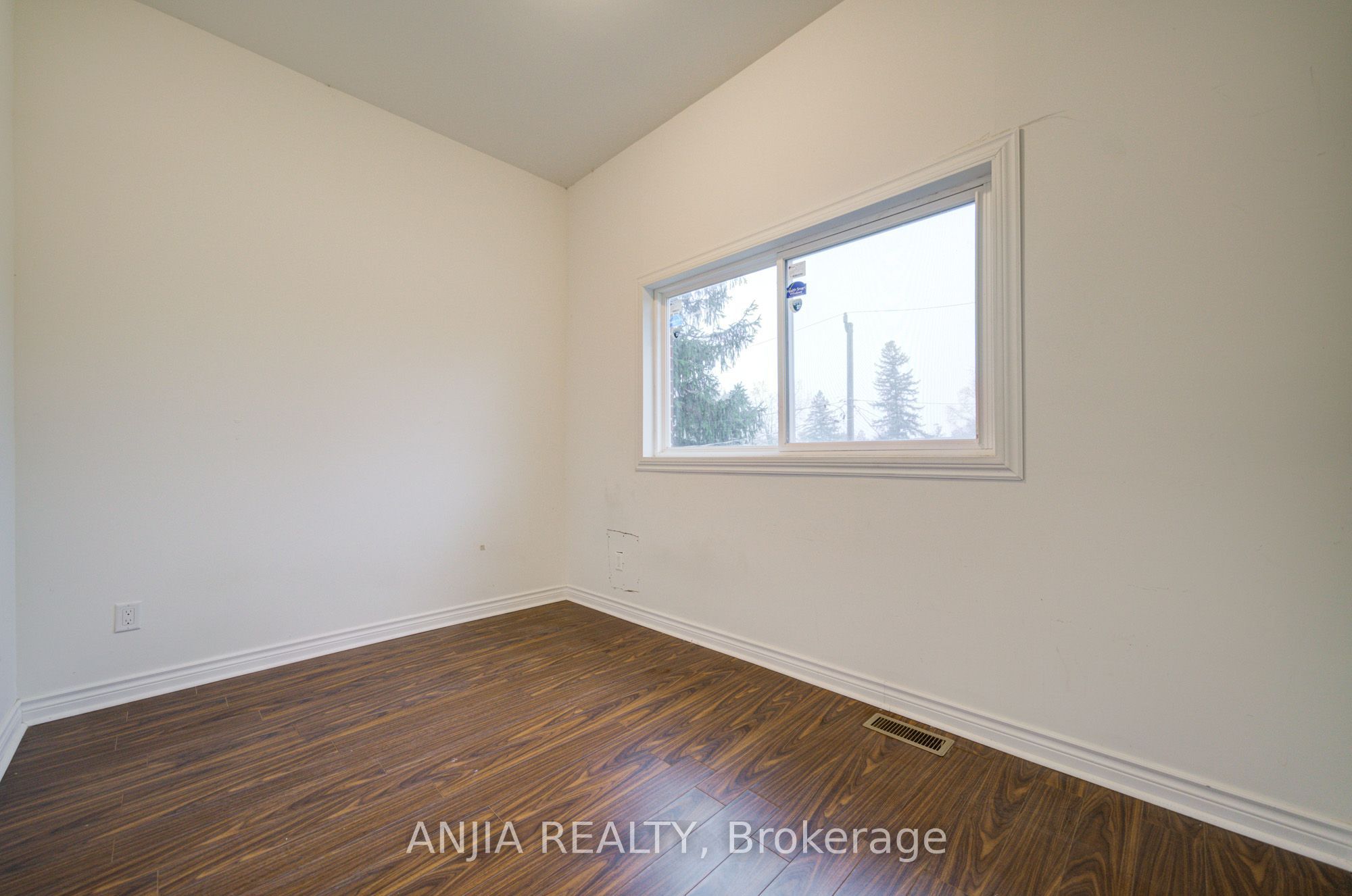27 Jonquil Crescent Property Photo 6