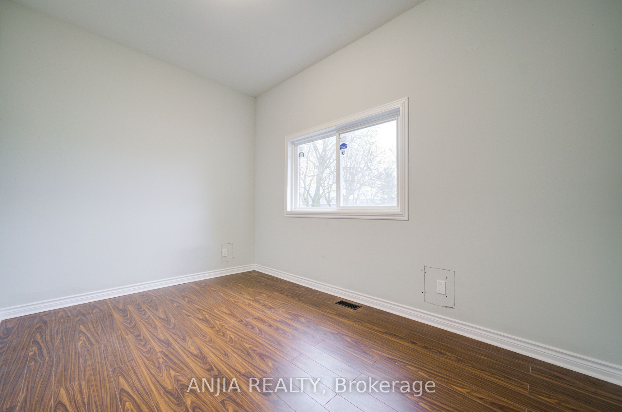 27 Jonquil Crescent Property Photo 10