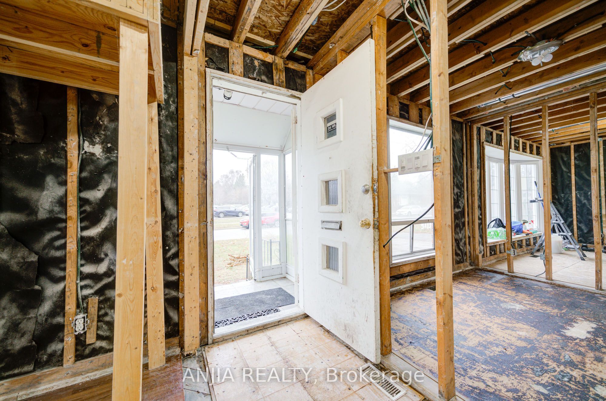 27 Jonquil Crescent Property Photo 13