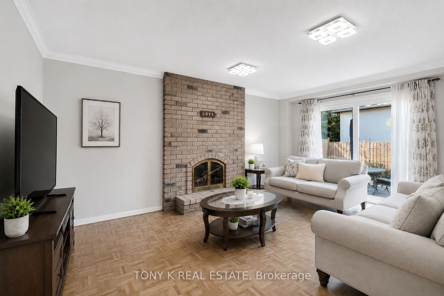 515 London Road Property Photo 6