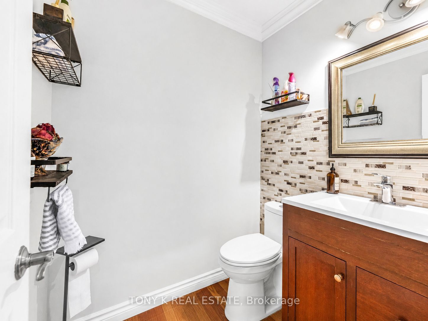 515 London Road Property Photo 17