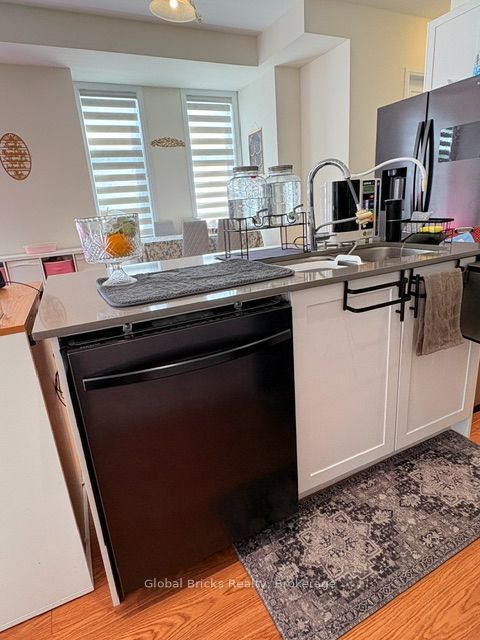 64 Seine Lane E Property Photo 13