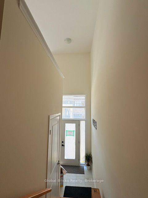 64 Seine Lane E Property Photo 33